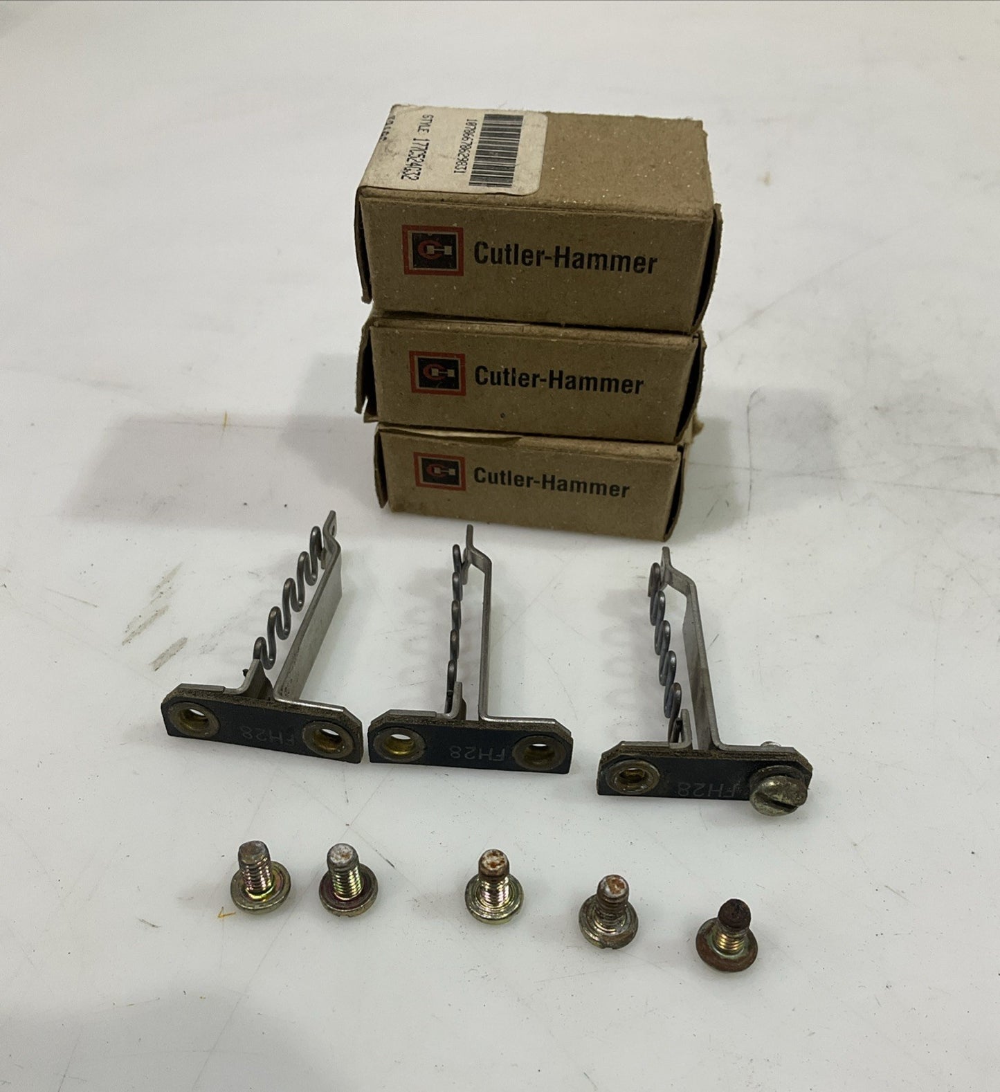 CUTLER-HAMMER FH28 HEATER ELEMENT 222 - QTY 3  U3S