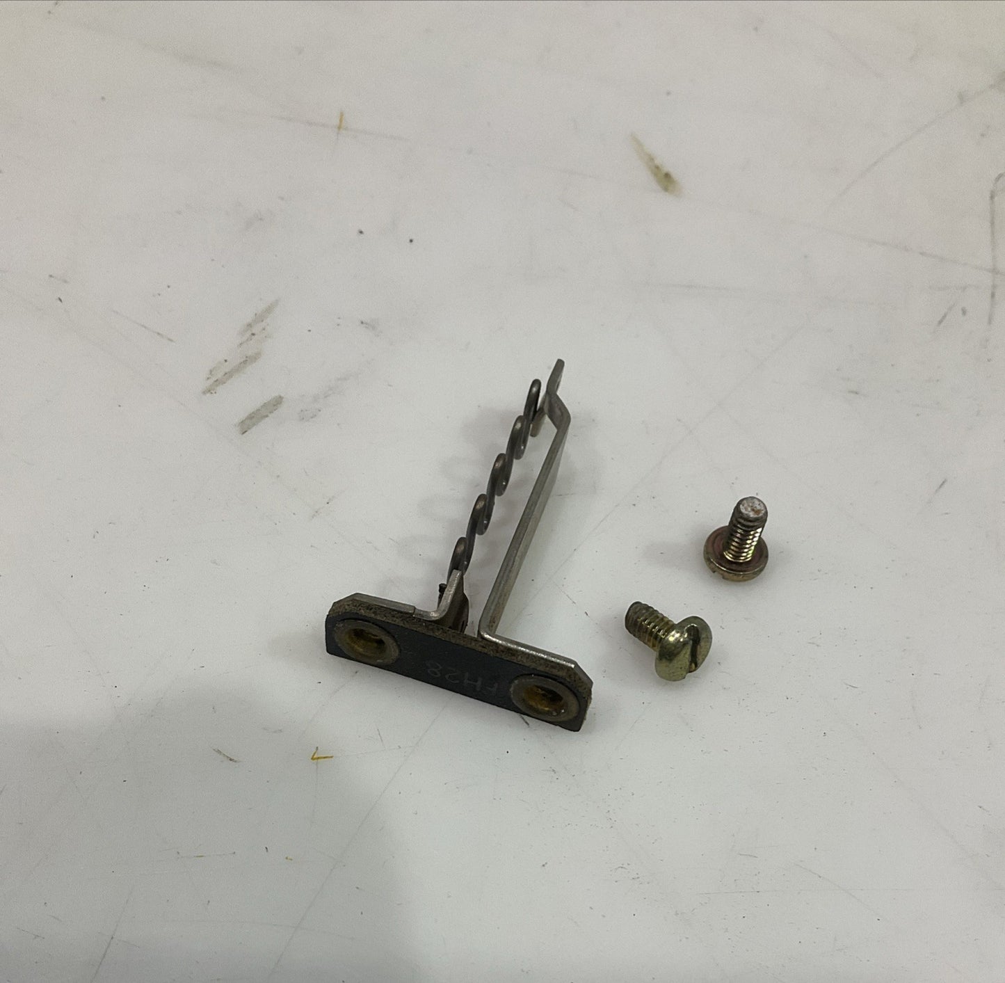 CUTLER-HAMMER FH28 HEATER ELEMENT 222 - QTY 3  U3S