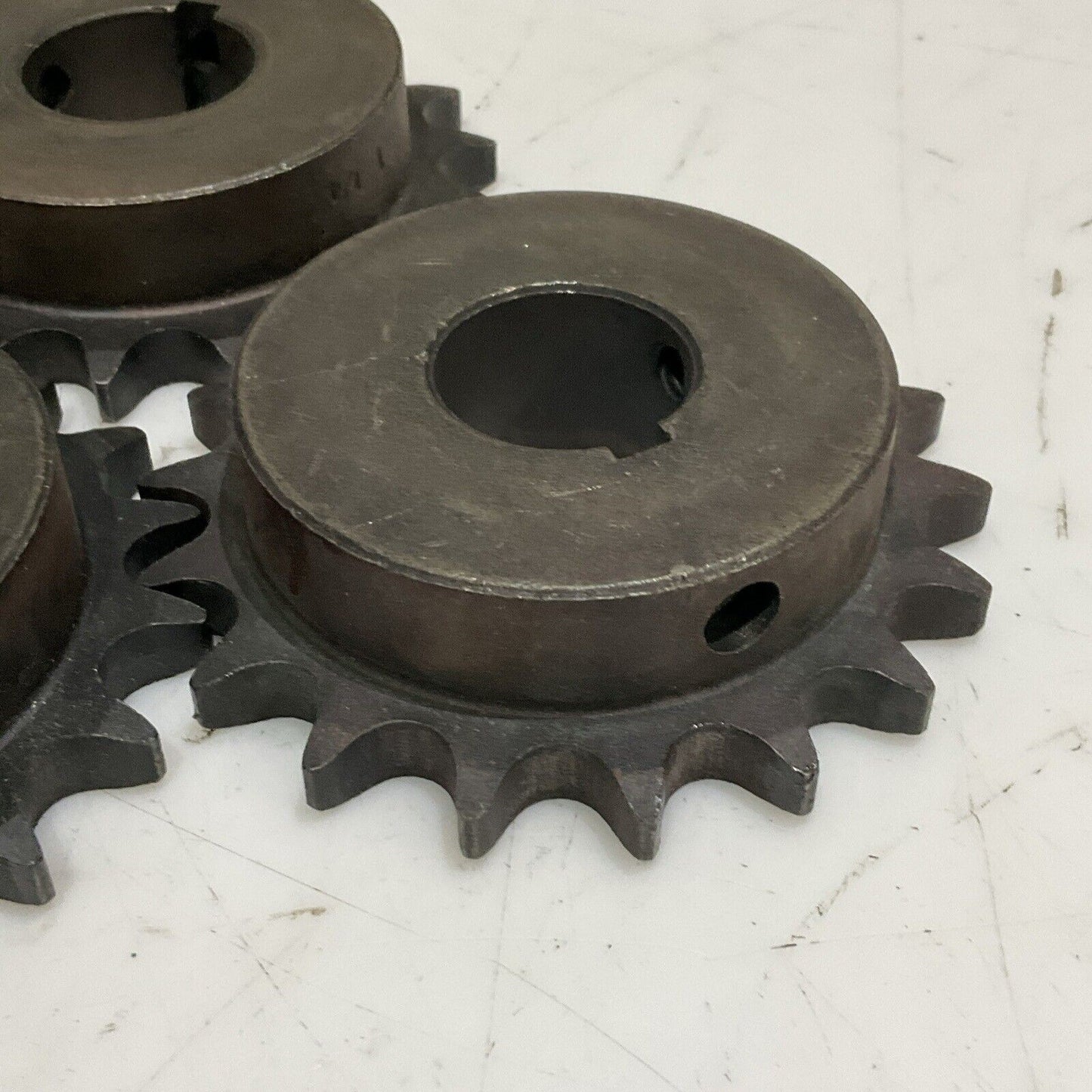 MARTIN 50BS18 1 1/4 SPROCKET BORE CHAIN COUPLING 18 TEETH LOT OF 5 U4M