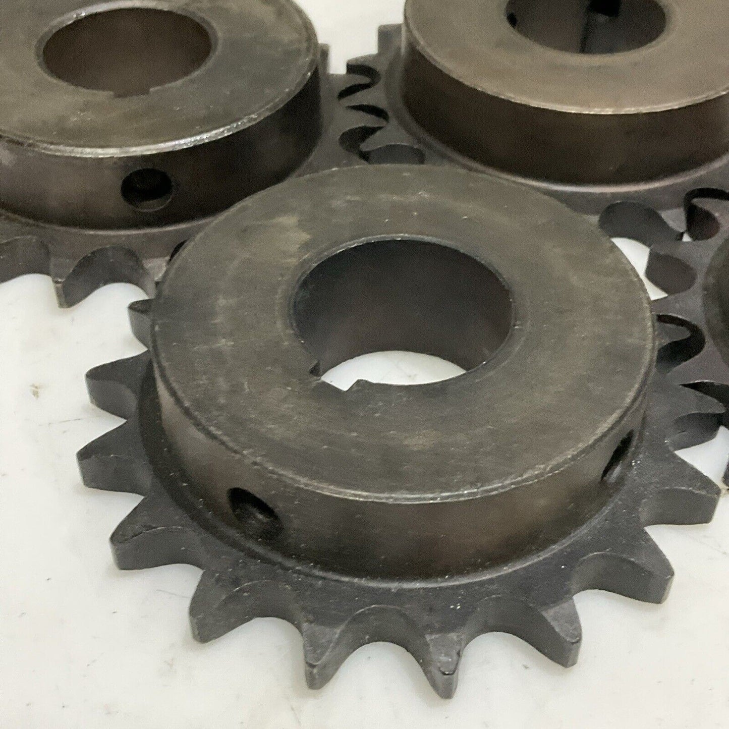 MARTIN 50BS18 1 1/4 SPROCKET BORE CHAIN COUPLING 18 TEETH LOT OF 5 U4M