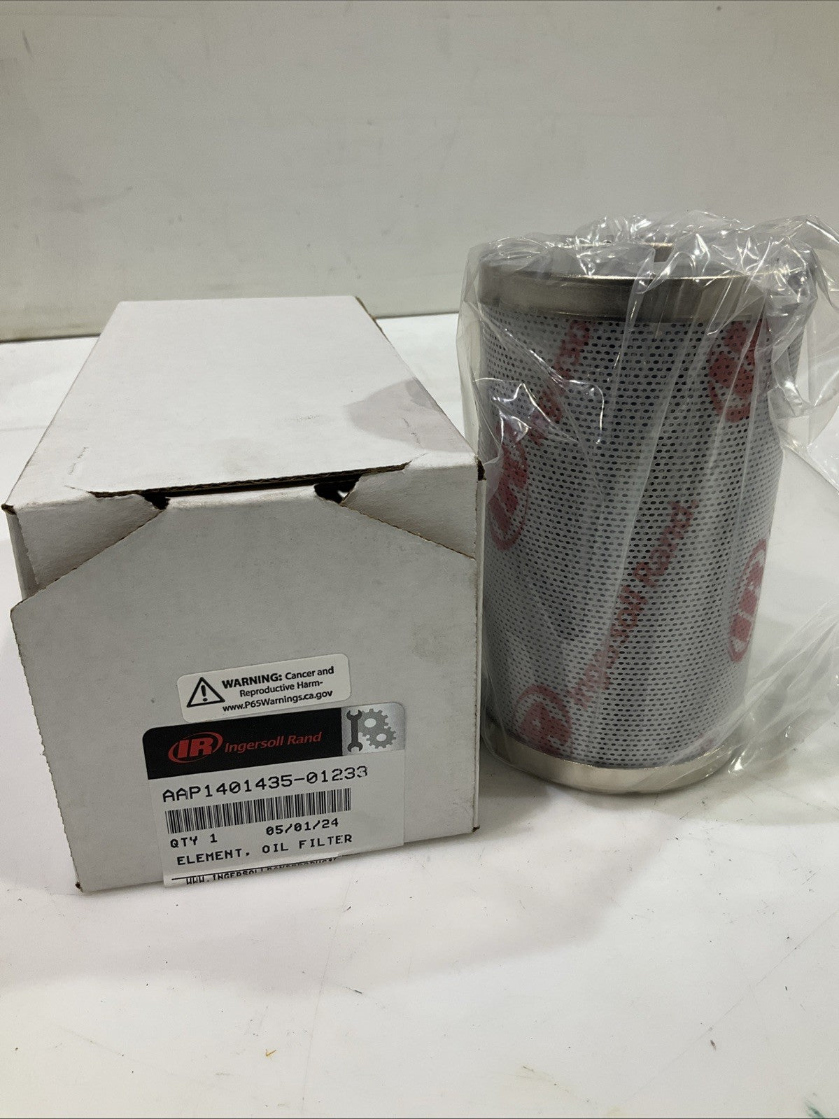 IR-INGERSOLL RAND  AAP1401435-01233  ELEMENT OIL FILTER  Y2M