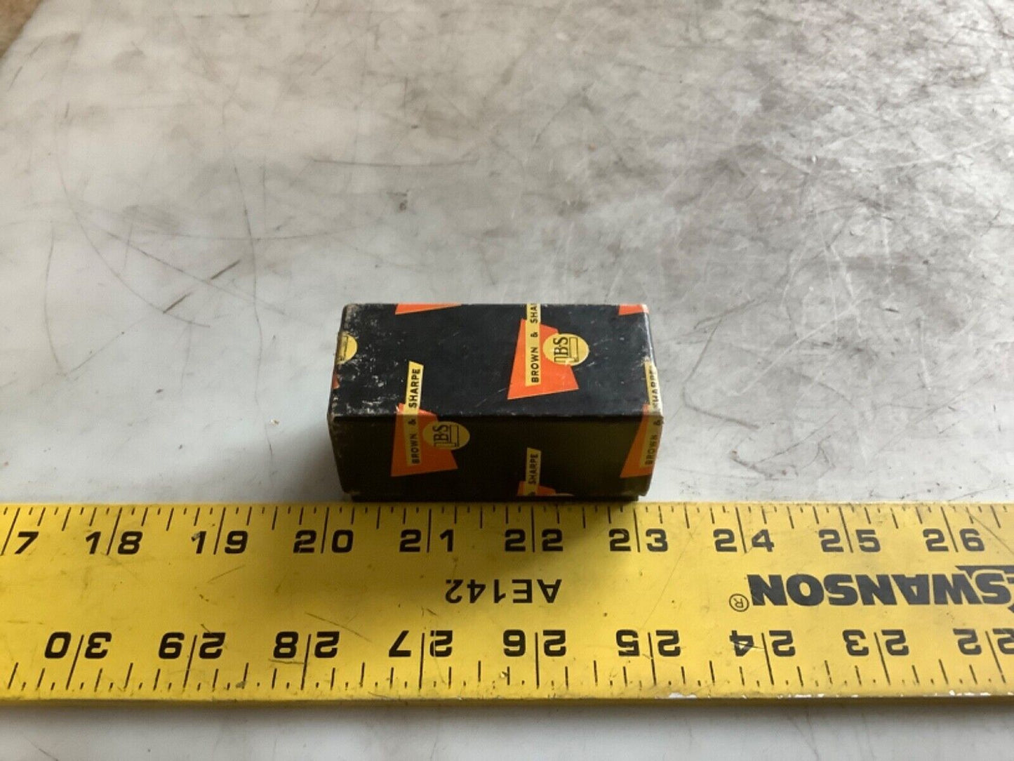 BROWN & SHARPE 710-3028-110 SPRING COLLET NO.10 HEX 7/16IN 333