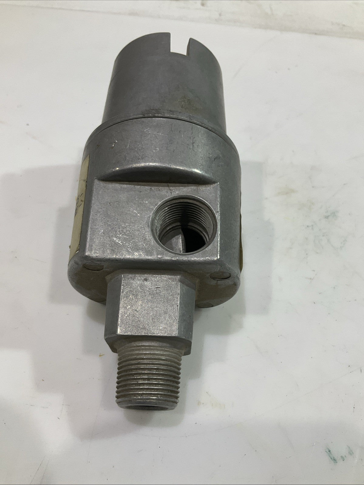 BENTLY NEVADA  21000  RELATIVE  PROBE  ALUMINUM HOUSING ASSEMBLY T2M