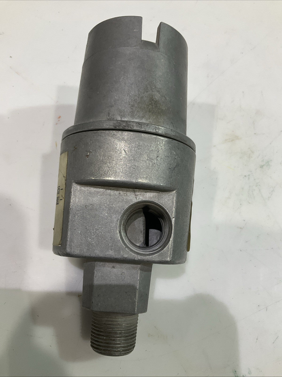 BENTLY NEVADA  21000  RELATIVE  PROBE  ALUMINUM HOUSING ASSEMBLY T2M