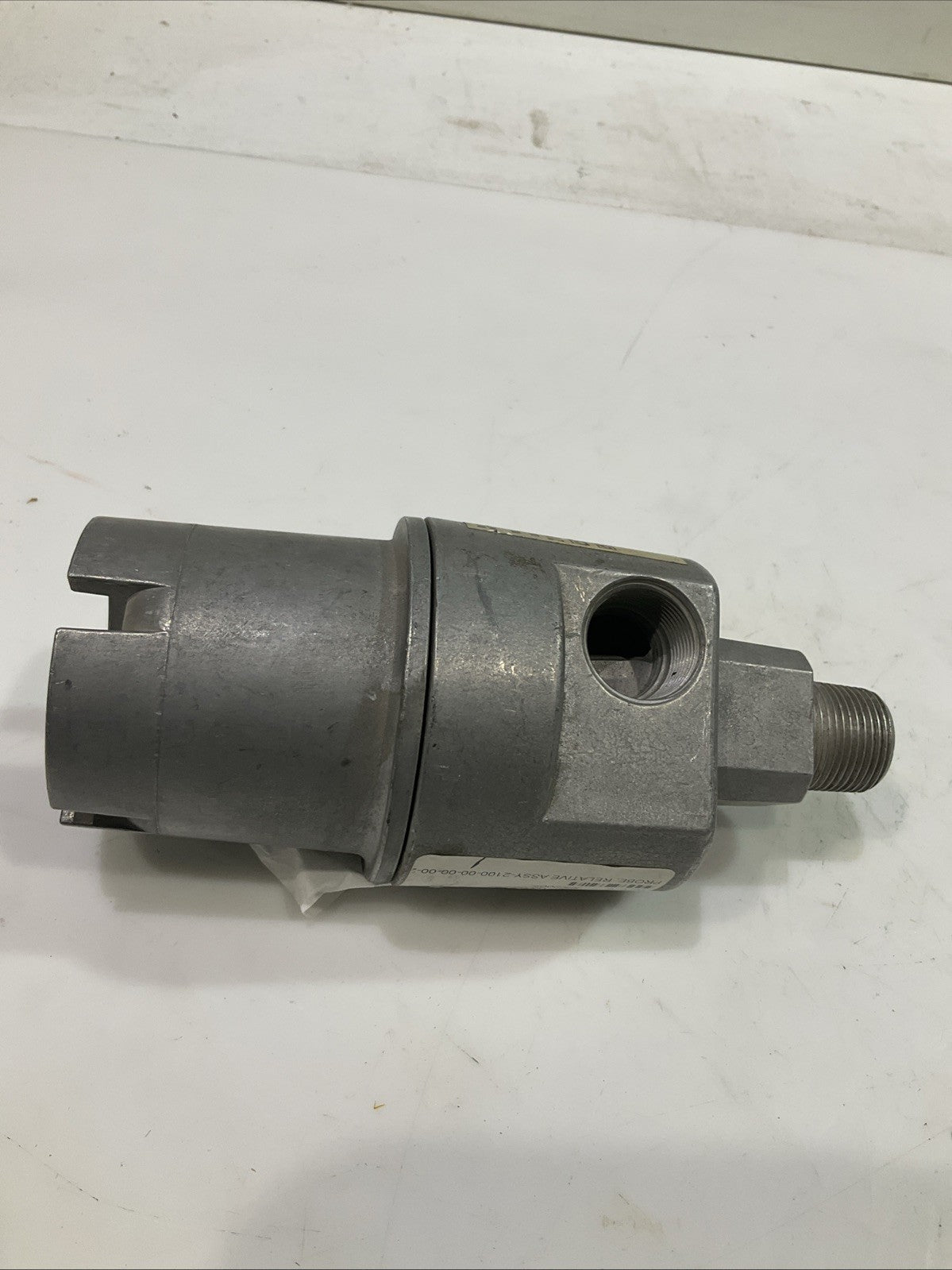 BENTLY NEVADA  21000  RELATIVE  PROBE  ALUMINUM HOUSING ASSEMBLY T2M