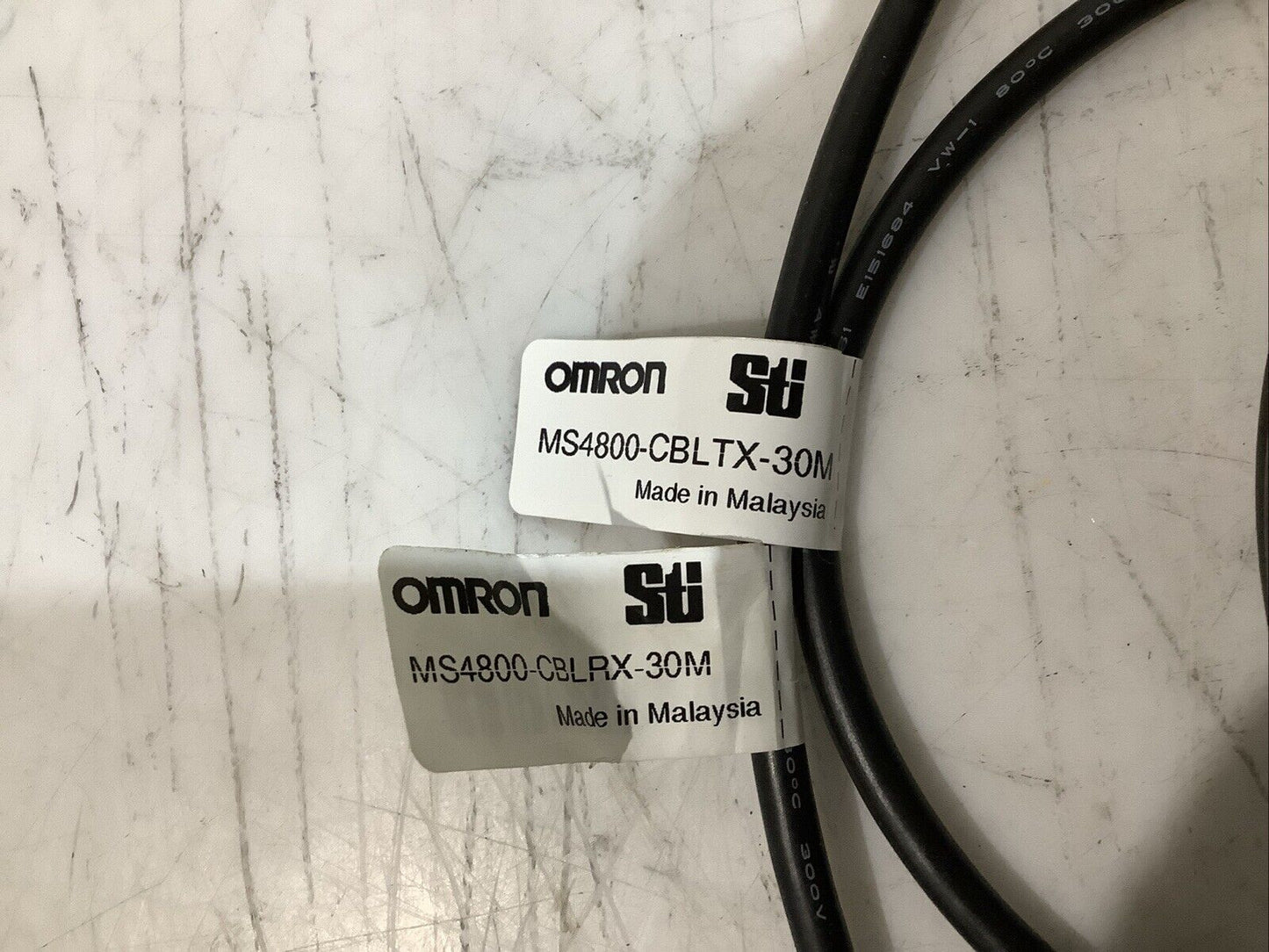 OMRON MS4800S-20-0800-30X-30R MINISAFE LIGHT CURTAIN TANSMITTER AND RECEIVER