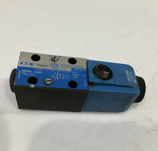 EATON-VICKERS DG4V-3-2AL-M-U-DP7-60  HYDRAULIC CONTROL VALVE  T2M