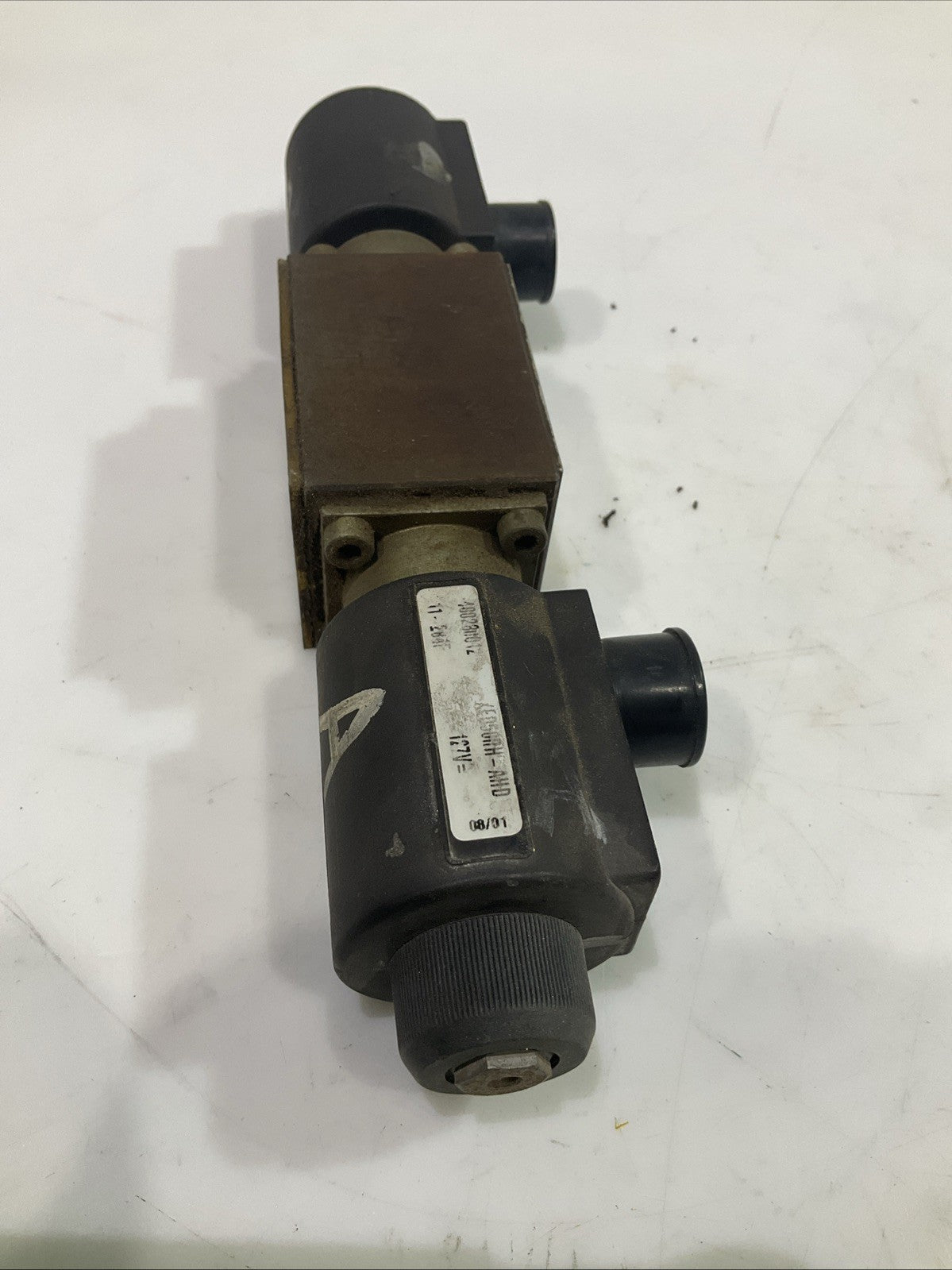VICKERS   F3-DG4VP-3-105C-VMU-DP-10  HYDRAULIC SOLENOID VALVE  T2M