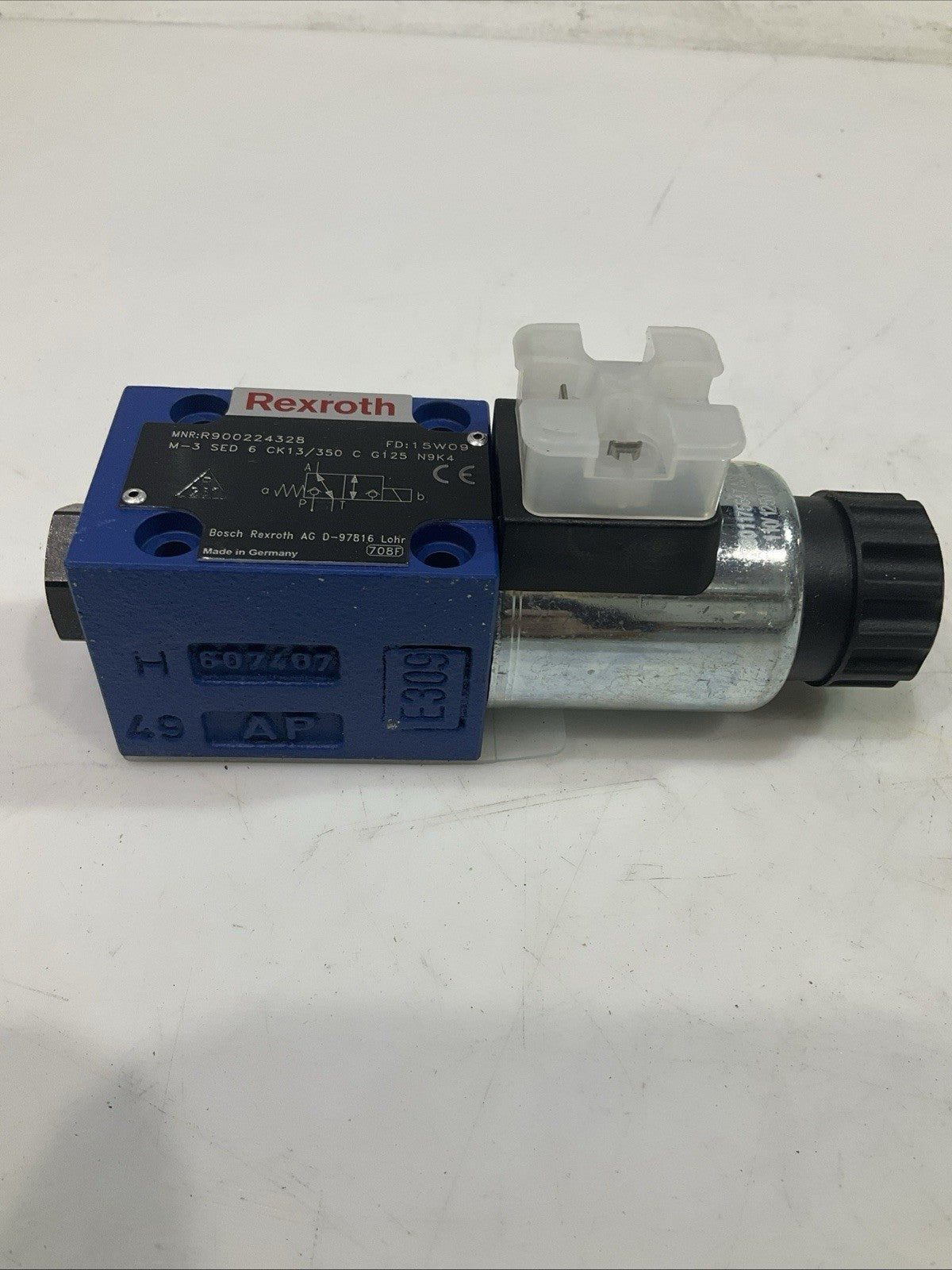REXROTH   M-3 SED 6 CK13/350-C-G125 N9K4  SOLENOID  DIRECTIONAL  VALVE  T2M