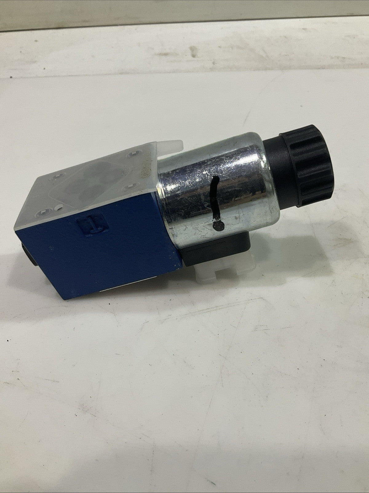 REXROTH   M-3 SED 6 CK13/350-C-G125 N9K4  SOLENOID  DIRECTIONAL  VALVE  T2M