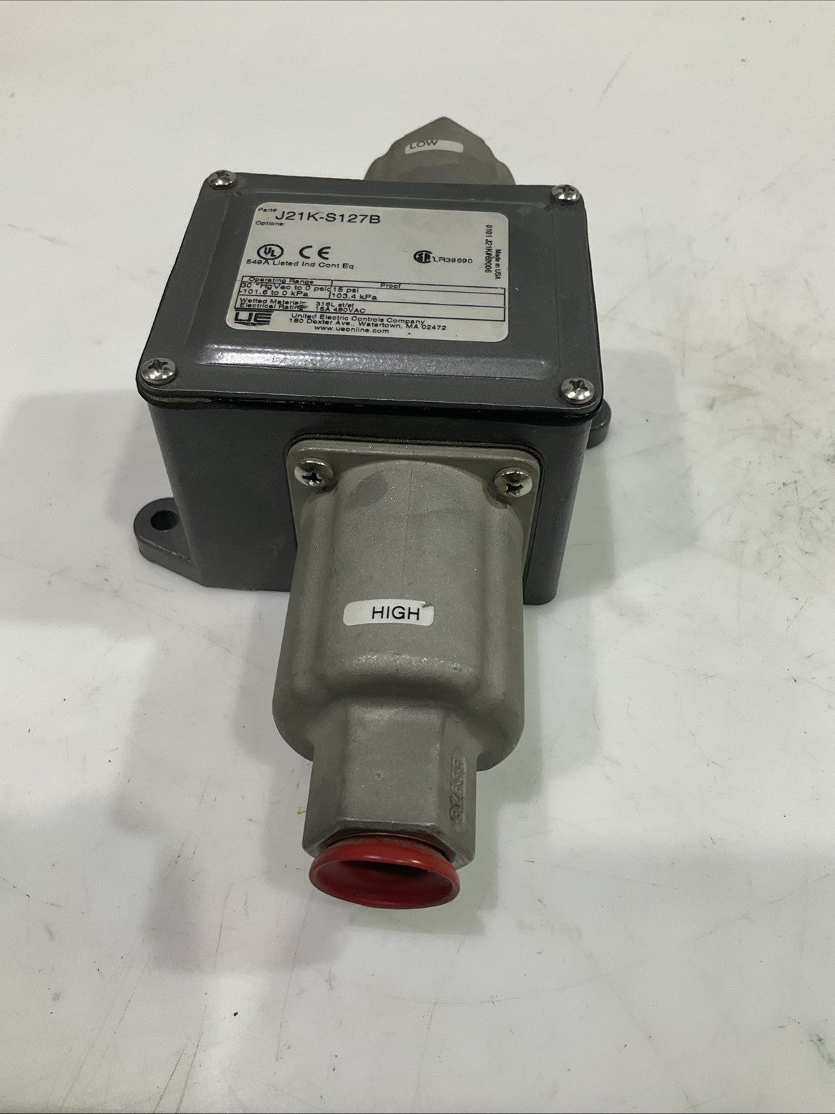 UNITED ELECTRIC CONTROL  J21K-S127  SERIES DIFFERENTIAL PRESSURE SWITCH  T2M
