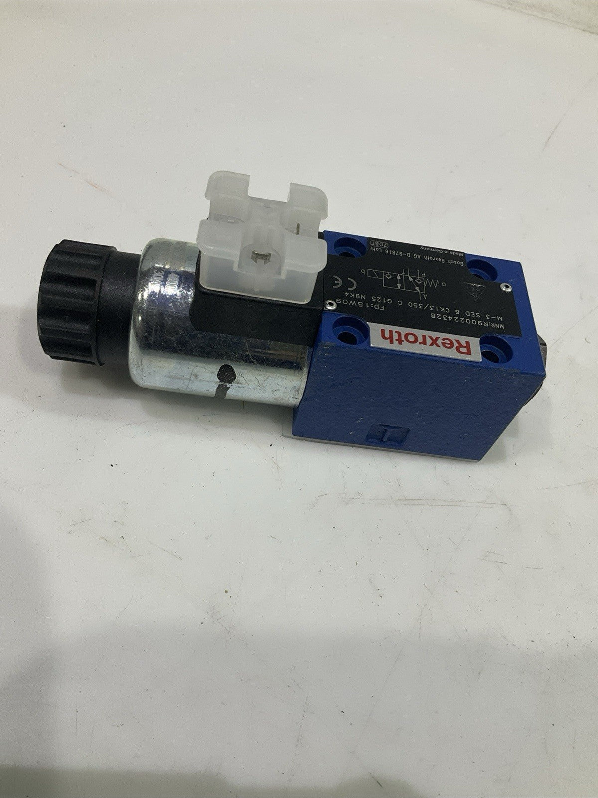 REXROTH   M-3 SED 6 CK13/350-C-G125 N9K4  SOLENOID  DIRECTIONAL  VALVE  T2M