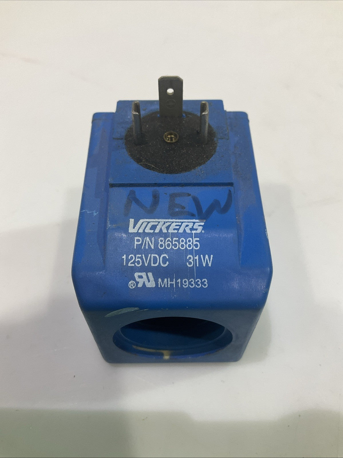 VICKERS  865885   VALVE  COIL   UDP  125DC  T2M