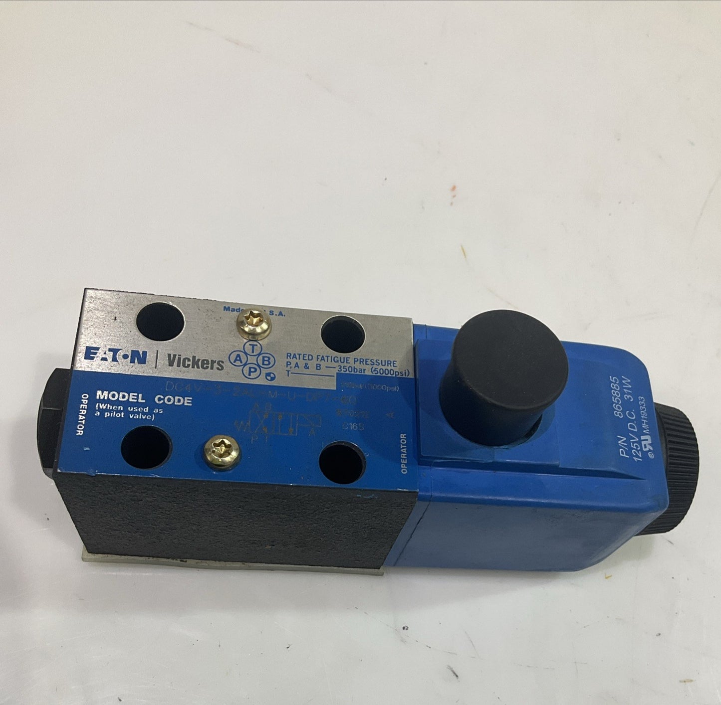 EATON-VICKERS  DG4V-3-2AL-M-U-DP7-60 HYDRAULIC CONTROL VALVE  T2M