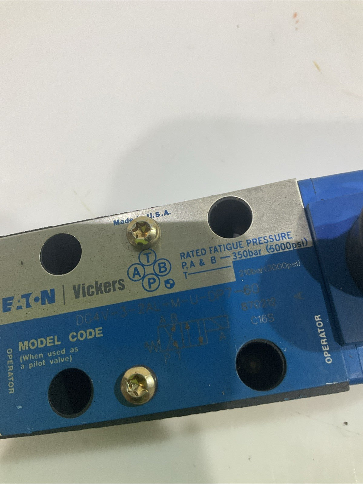 EATON-VICKERS  DG4V-3-2AL-M-U-DP7-60 HYDRAULIC CONTROL VALVE  T2M