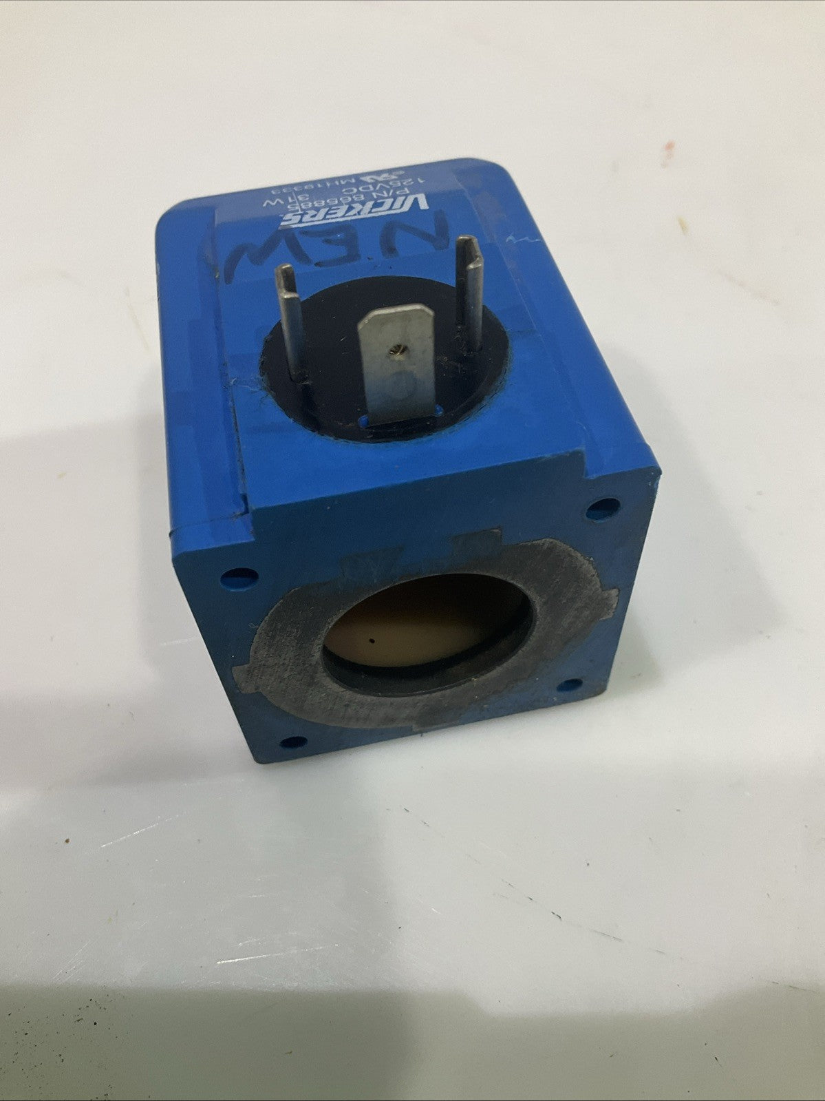 VICKERS  865885   VALVE  COIL   UDP  125DC  T2M