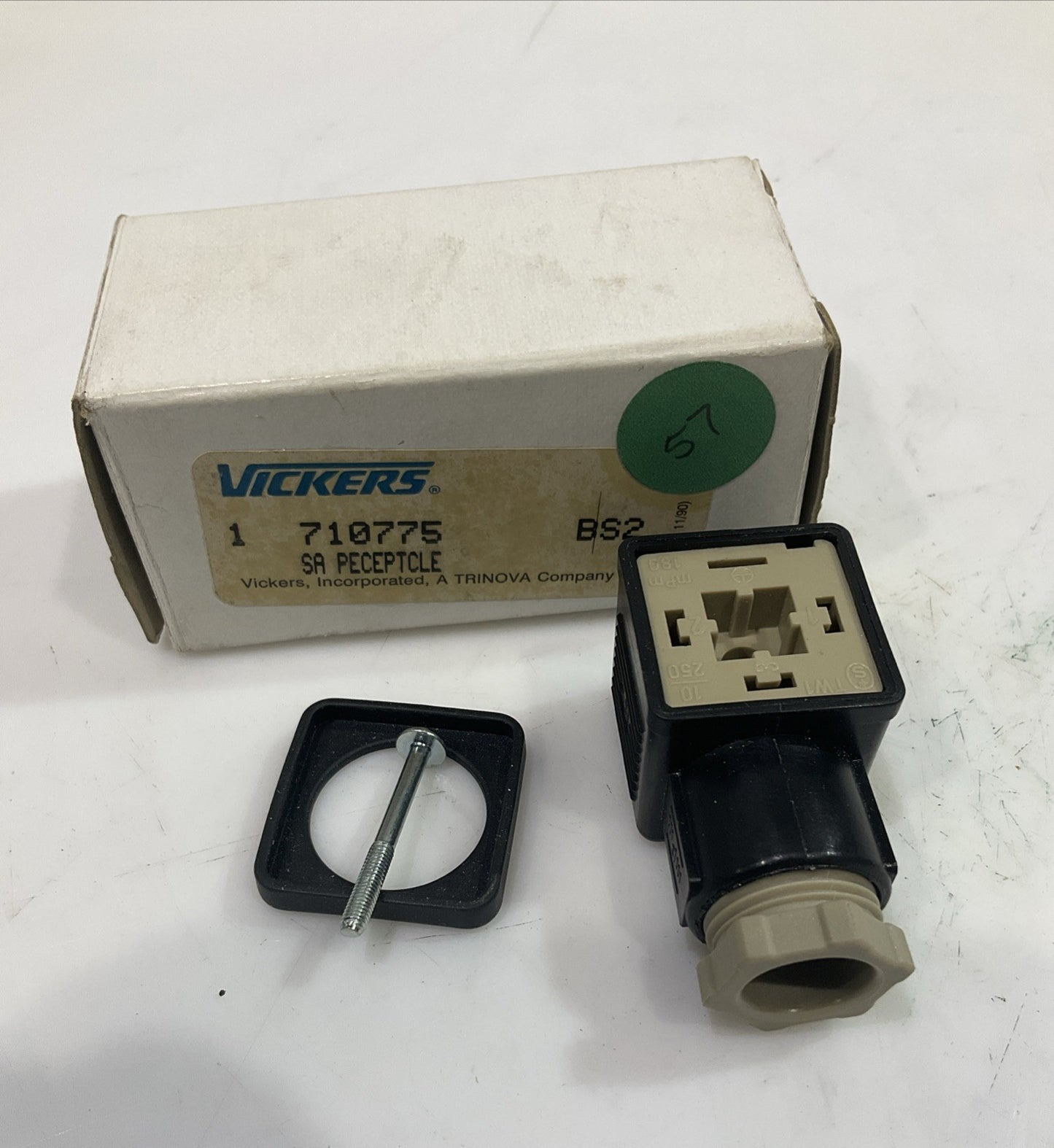 VICKERS  710775  DIN CONNECTOR  PLUG SOLENOID VALVE  LOT OF  4 T2M