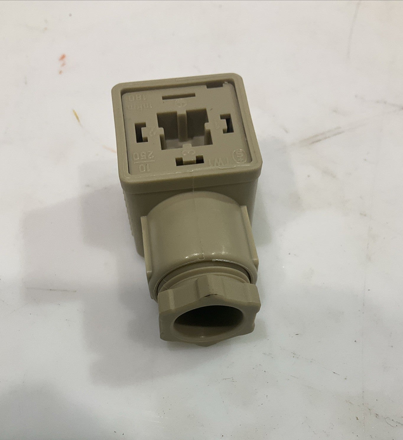 VICKERS  710775 CONNECTOR  PLUG SOLENOID VALVE  T2M