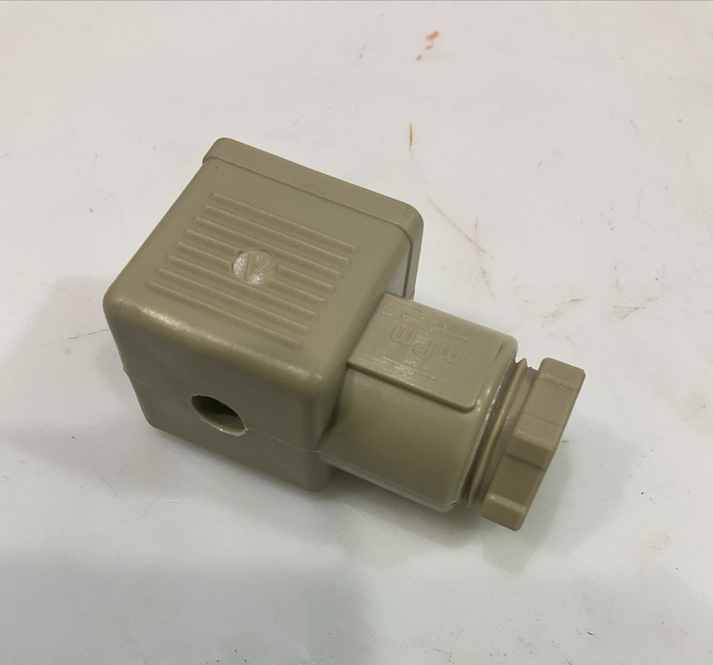 VICKERS  710775 CONNECTOR  PLUG SOLENOID VALVE  T2M