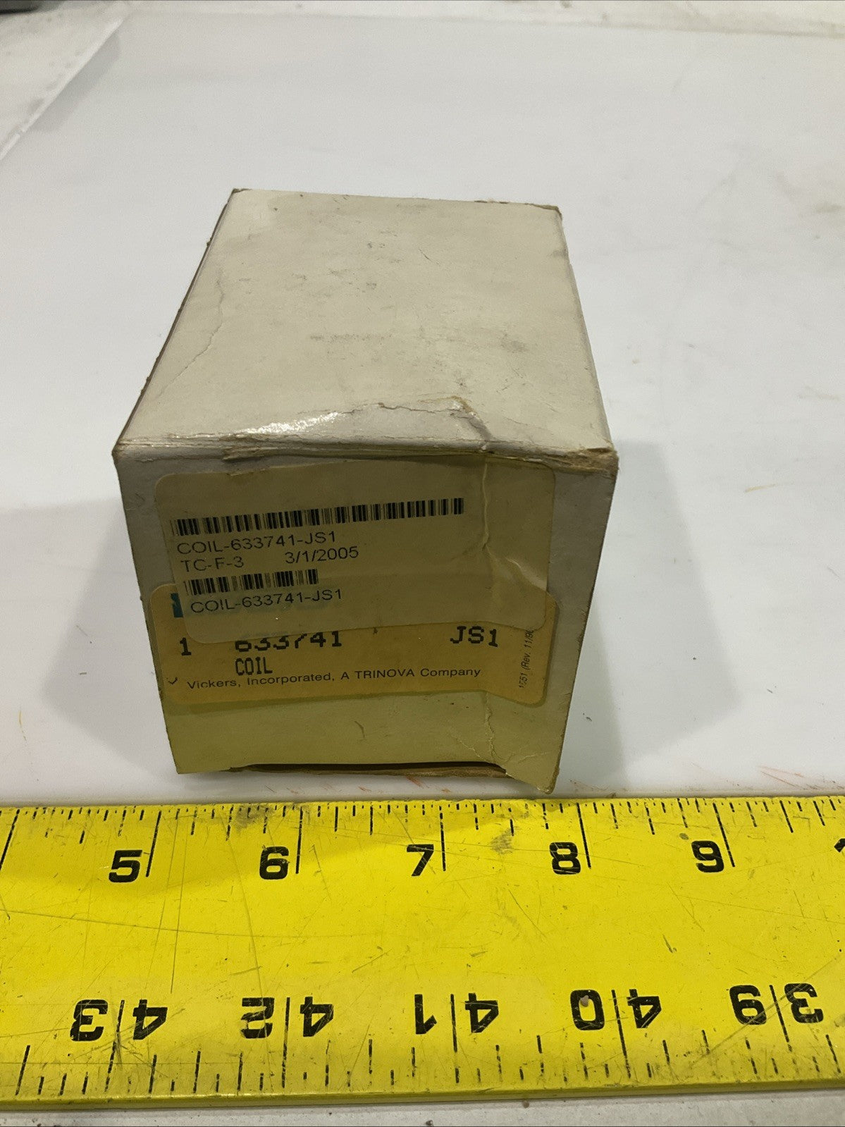 VICKERS  633741   SOLENOID  COIL   T2M
