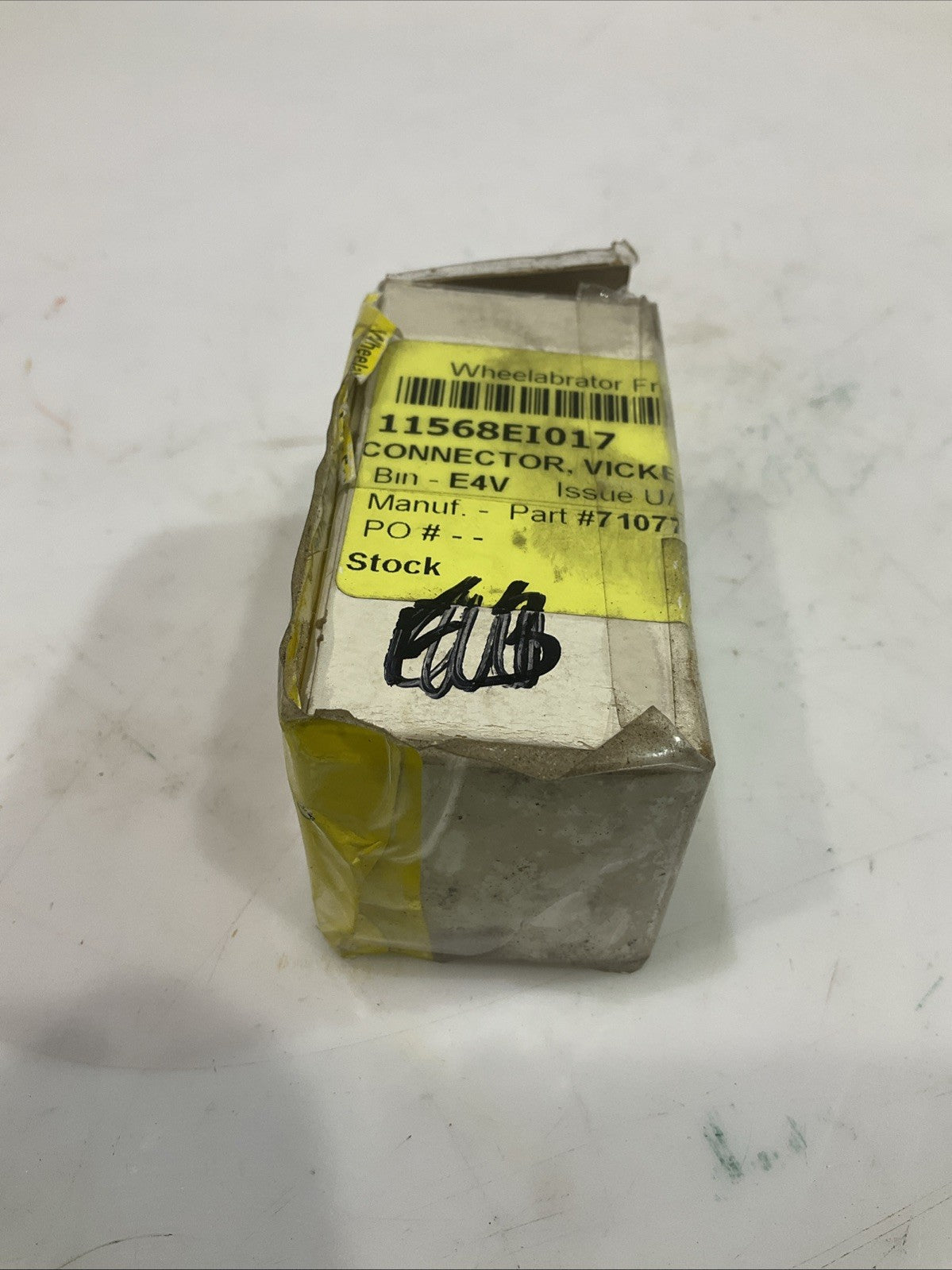 VICKERS  710775 CONNECTOR  PLUG SOLENOID VALVE  T2M