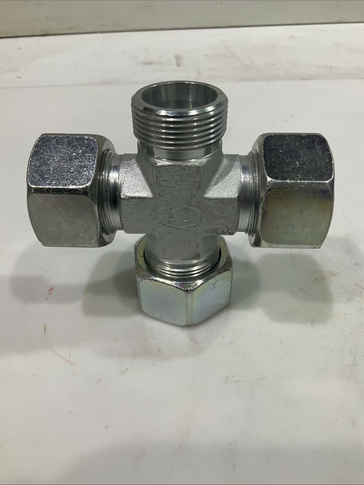 SIEMENS  T6882-807  TURBINE  CONEX CROSS  CONNECTOR  T2M