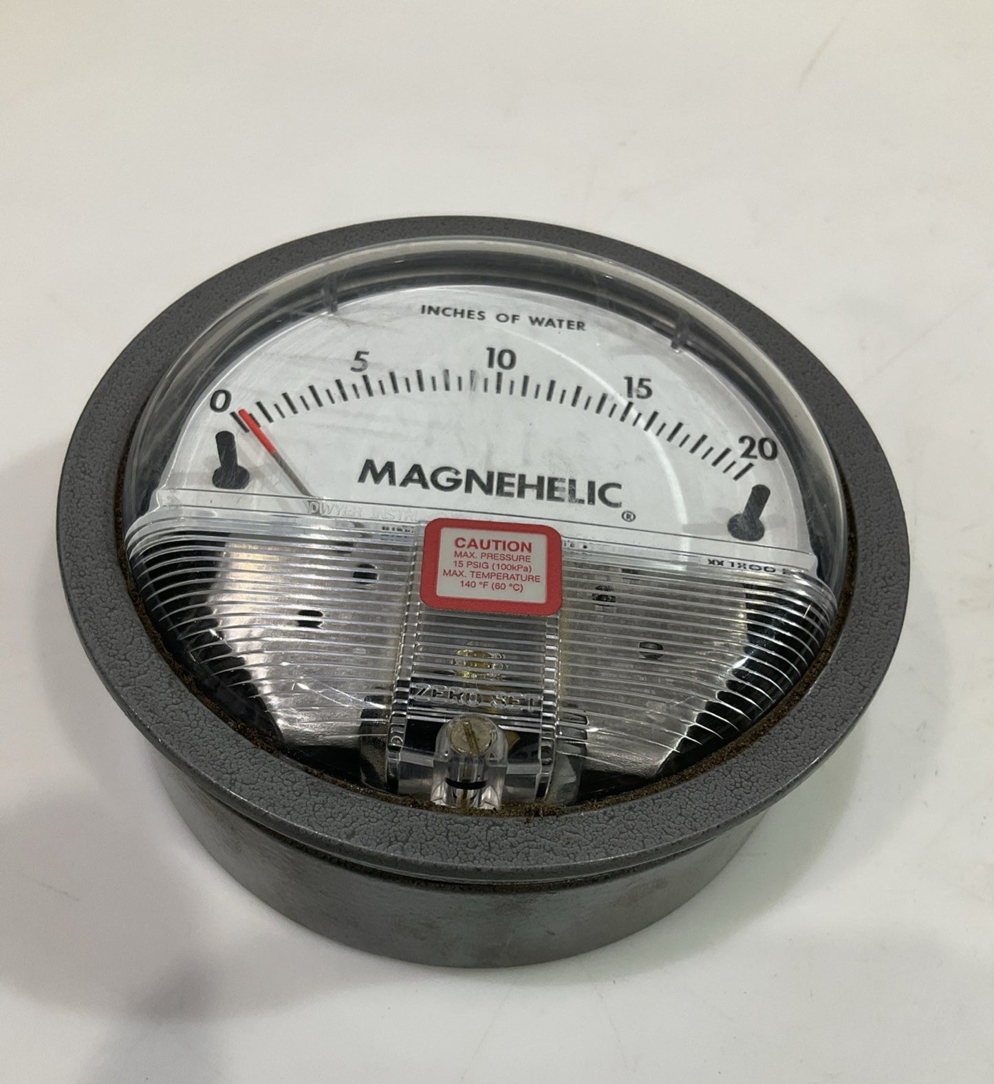 MAGNEHELIC   W10AA EB  PRESSURE  GAUGE  T2M