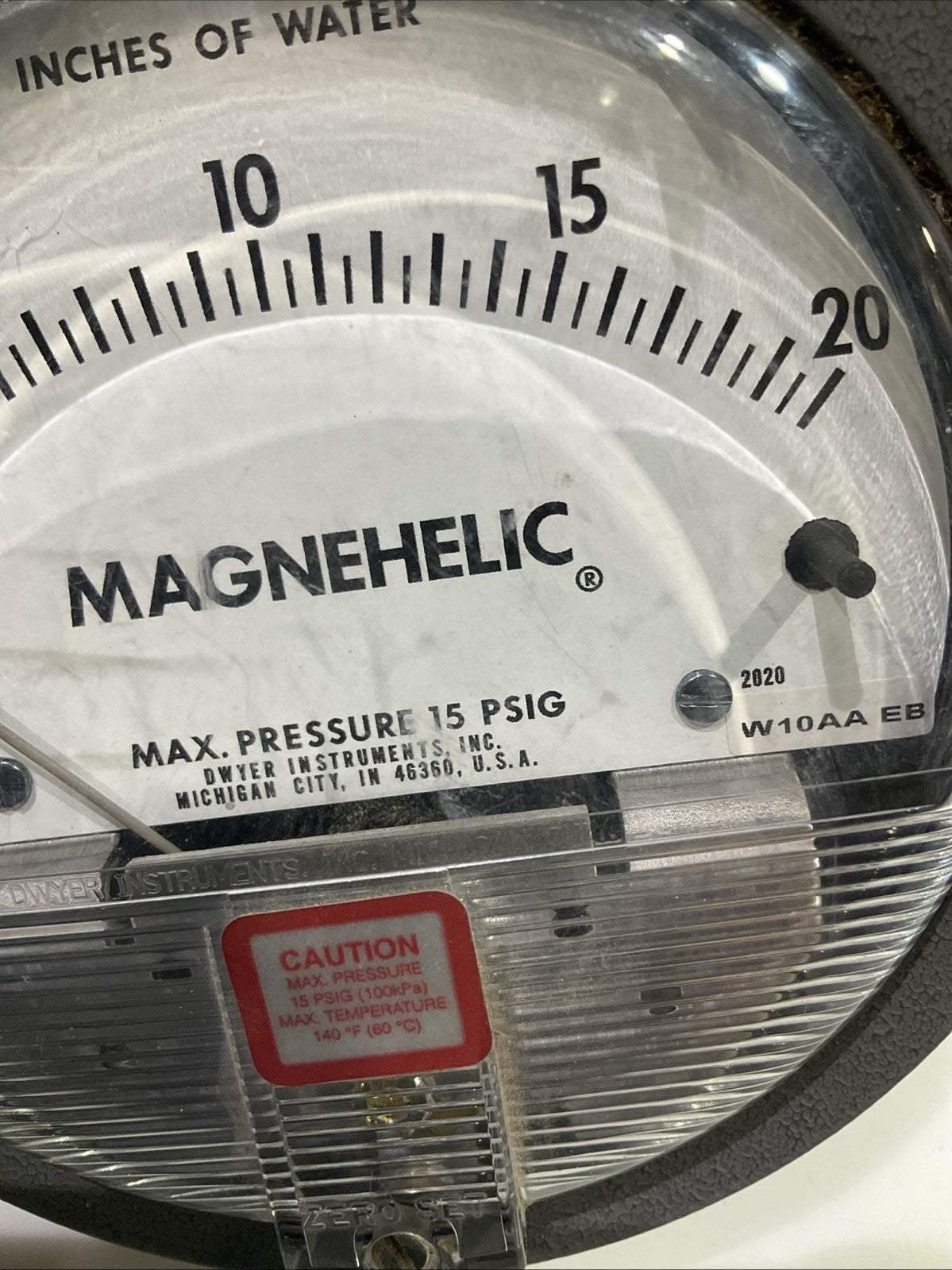 MAGNEHELIC   W10AA EB  PRESSURE  GAUGE  T2M