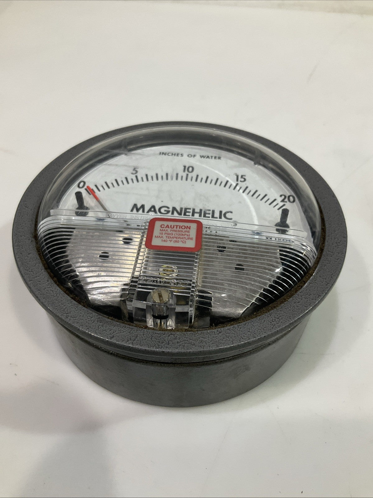 MAGNEHELIC   W10AA EB  PRESSURE  GAUGE  T2M