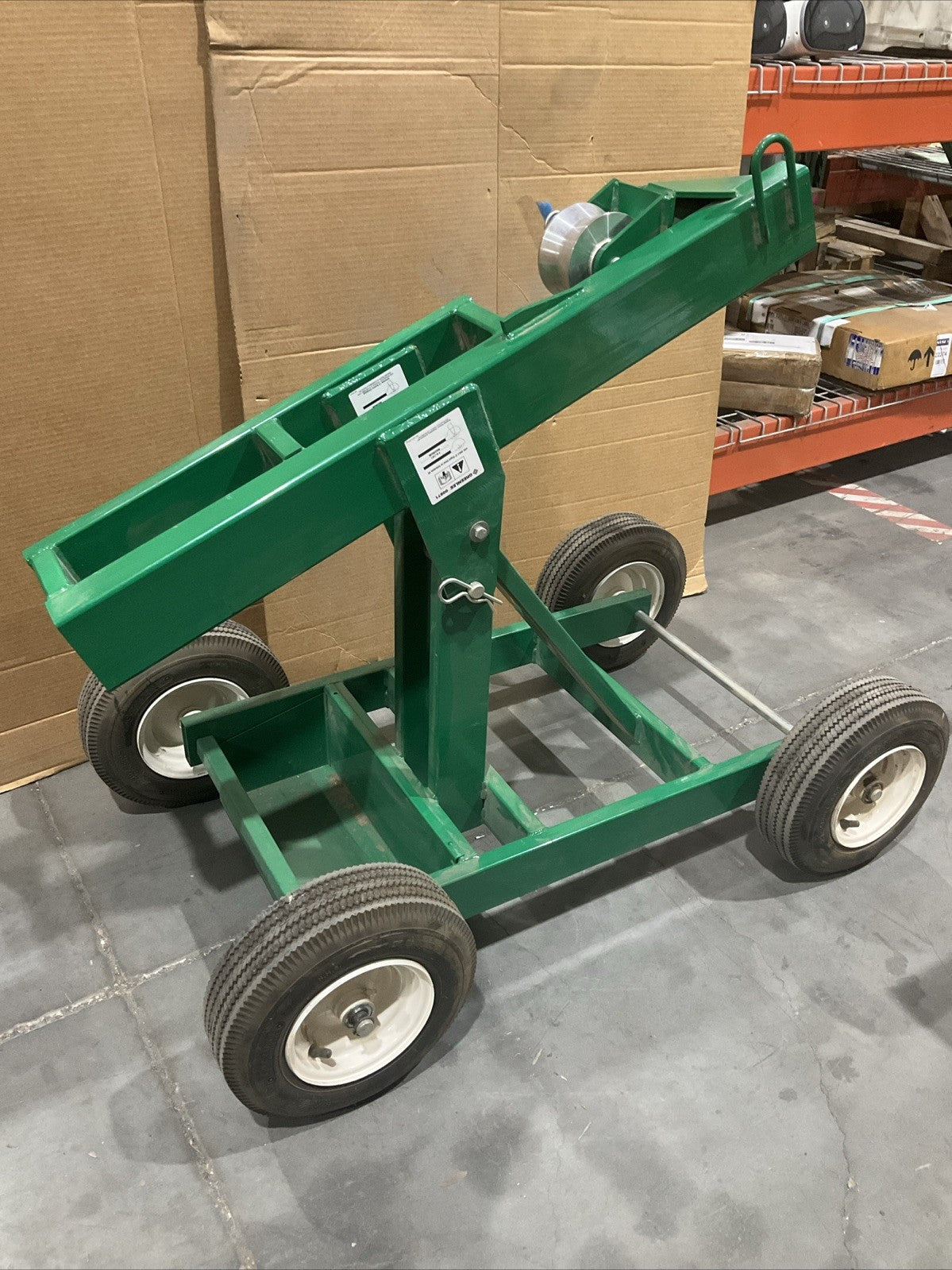 GREENLEE TUGGER 00870 WITH PULLER MOUNT 11145, AND BOOM ADAPTOR 00871 T2M