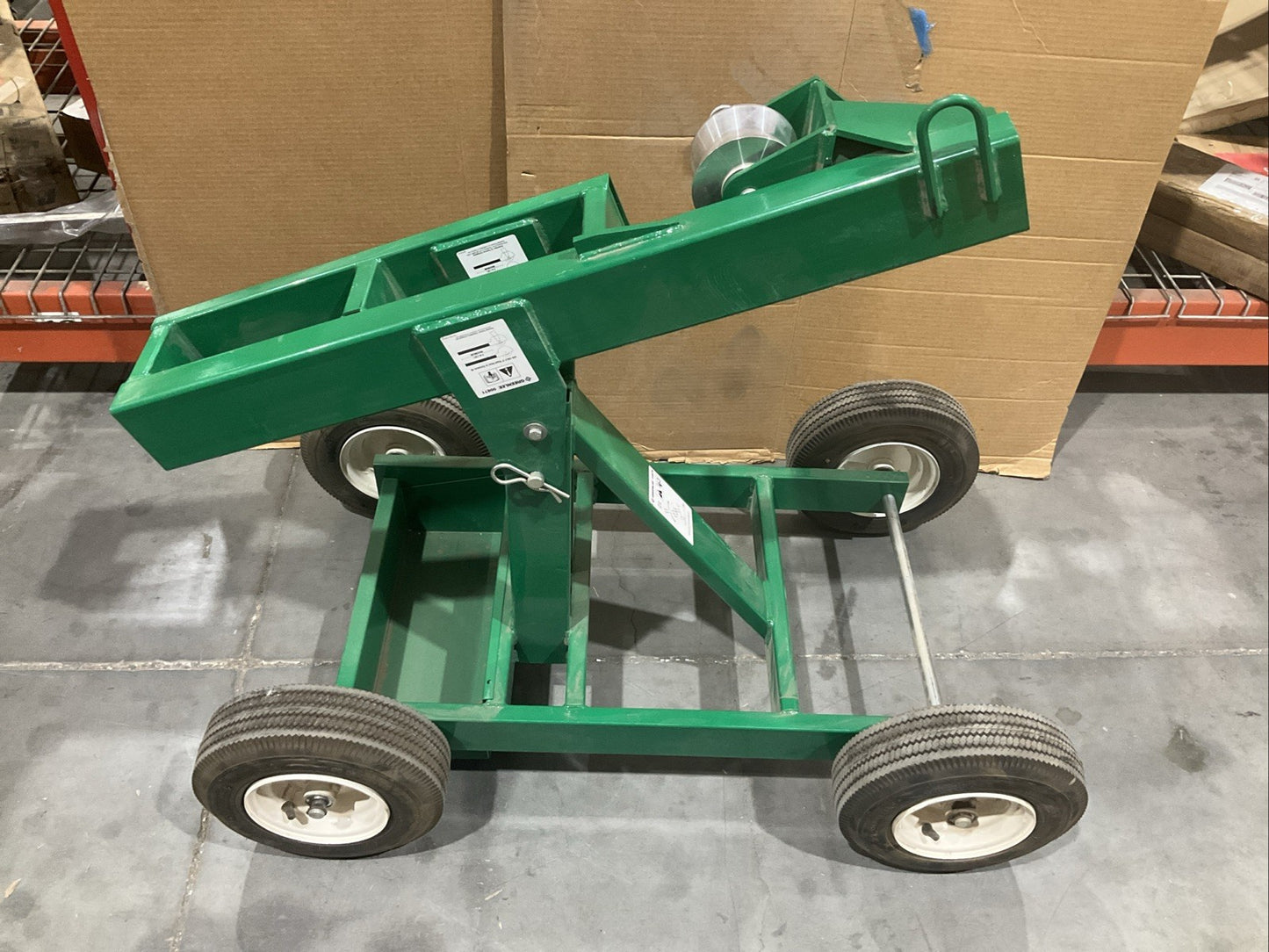 GREENLEE TUGGER 00870 WITH PULLER MOUNT 11145, AND BOOM ADAPTOR 00871 T2M