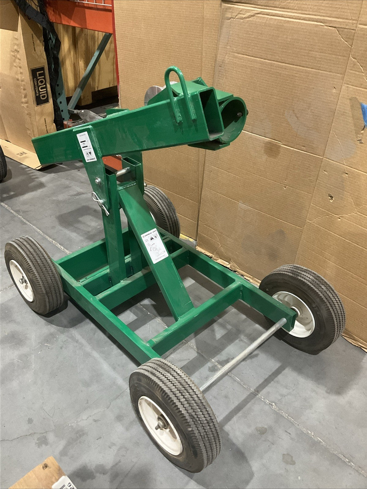 GREENLEE TUGGER 00870 WITH PULLER MOUNT 11145, AND BOOM ADAPTOR 00871 T2M