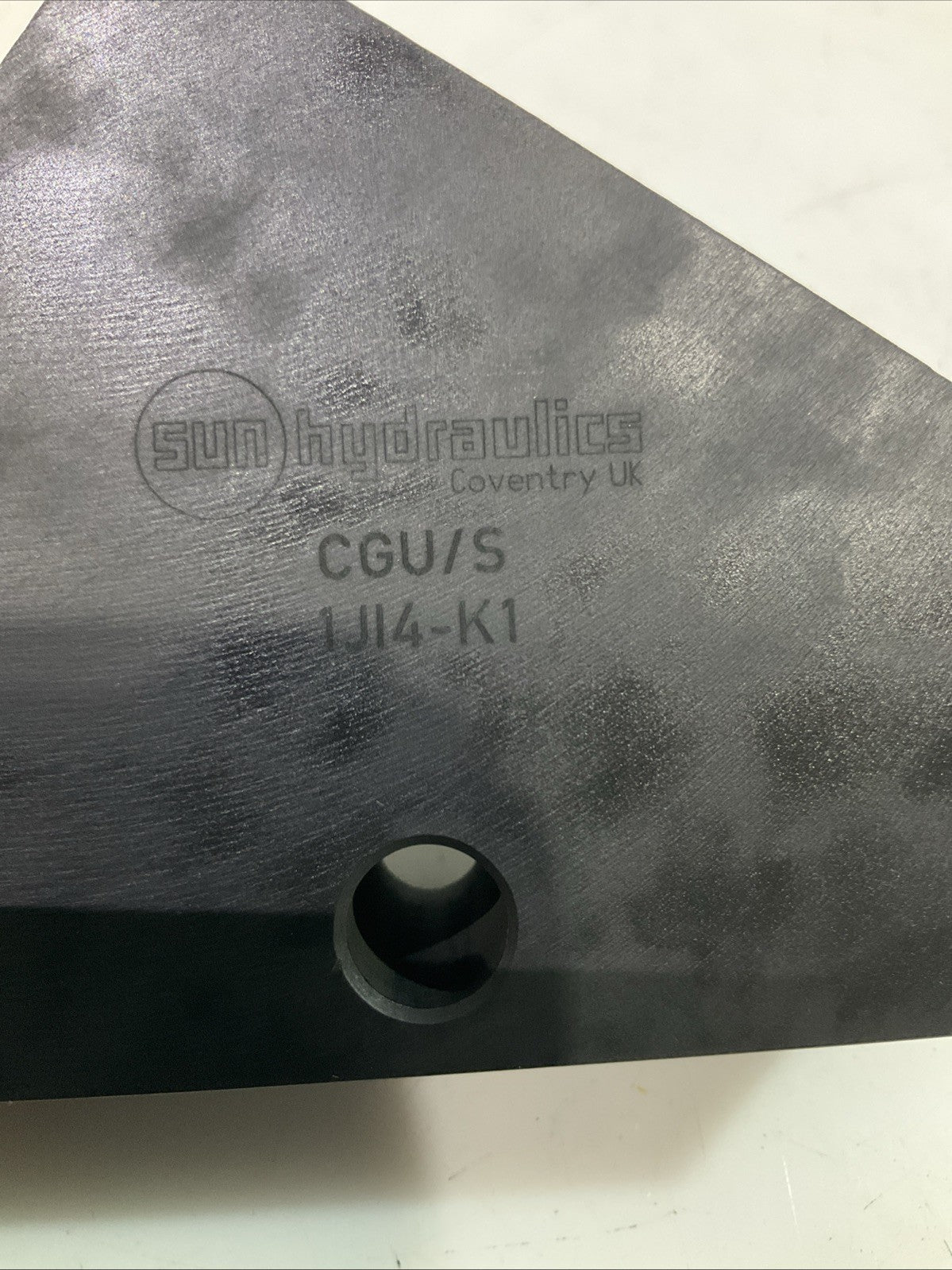 SUN HYDRAULIC   CGU/S  1JI4-K1   T2M