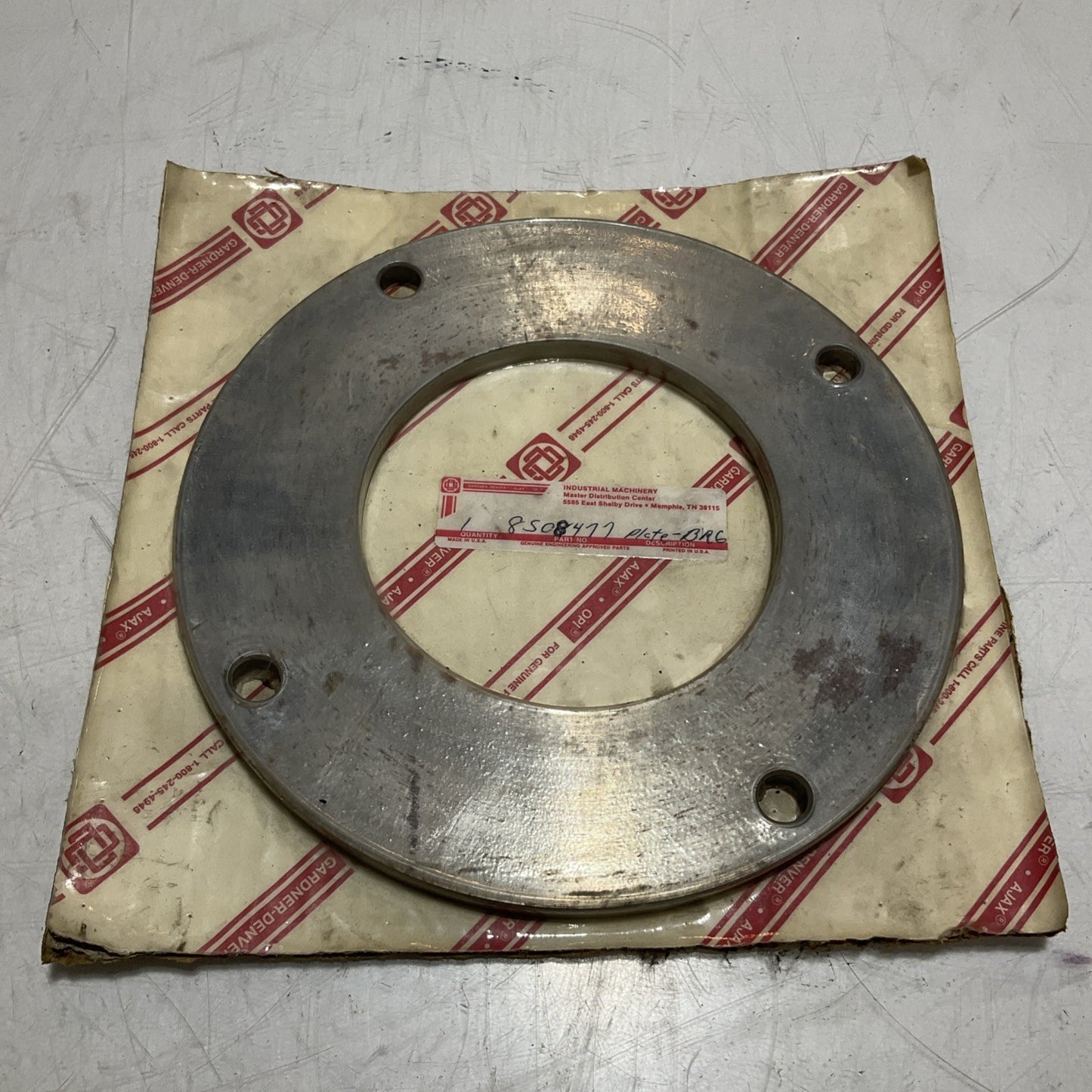 GARDNER DENVER 8508477 PLATE BEARING CLAMP 373