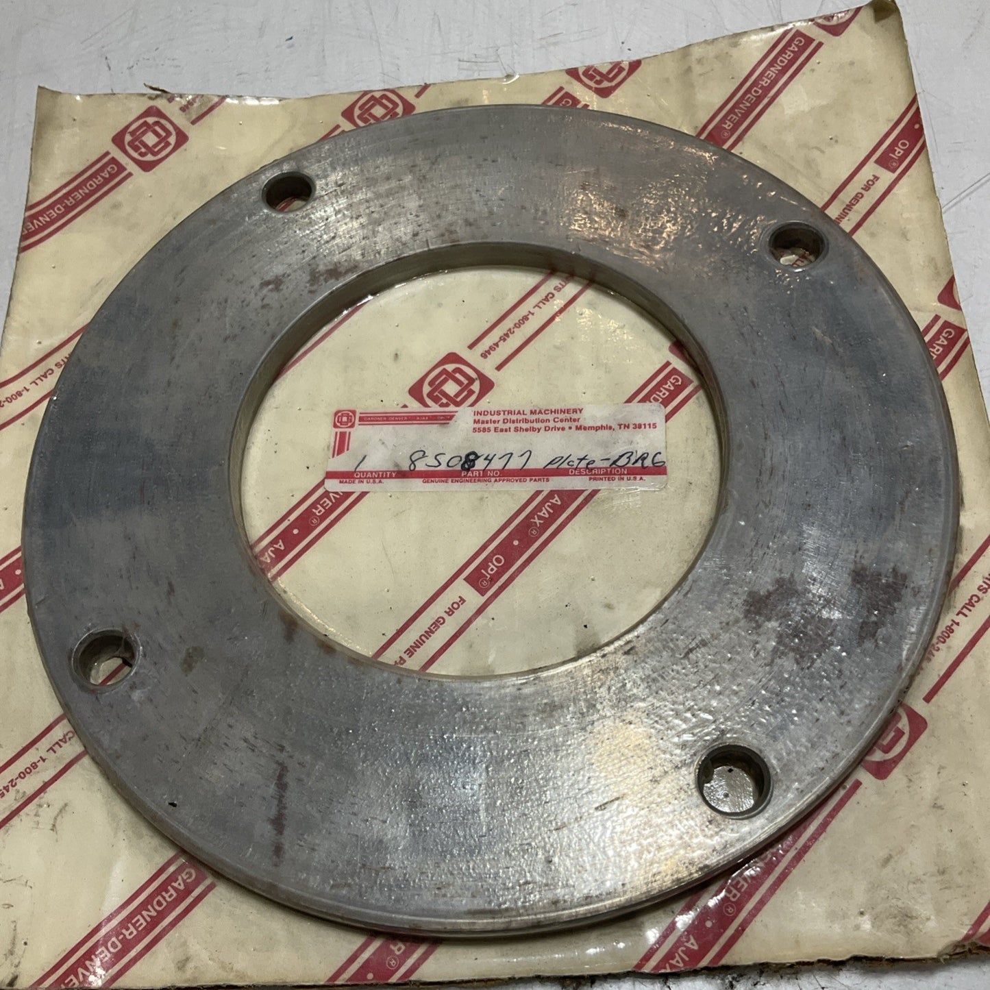 GARDNER DENVER 8508477 PLATE BEARING CLAMP 373