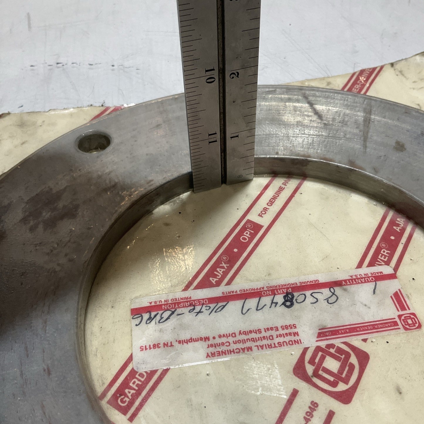 GARDNER DENVER 8508477 PLATE BEARING CLAMP 373