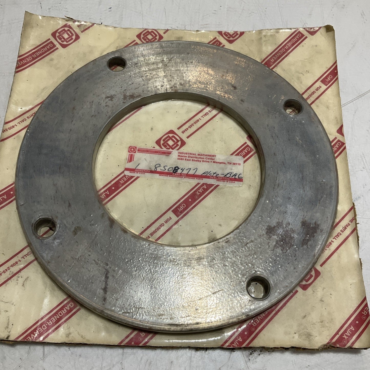 GARDNER DENVER 8508477 PLATE BEARING CLAMP 373