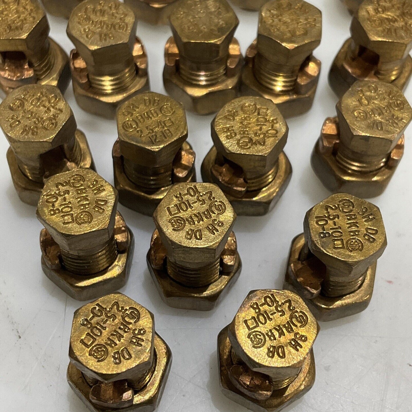 THOMAS & BETTS 2.5-10 10-6 SPLIT BOLT CABLE CONNECTOR LOT OF 21 373