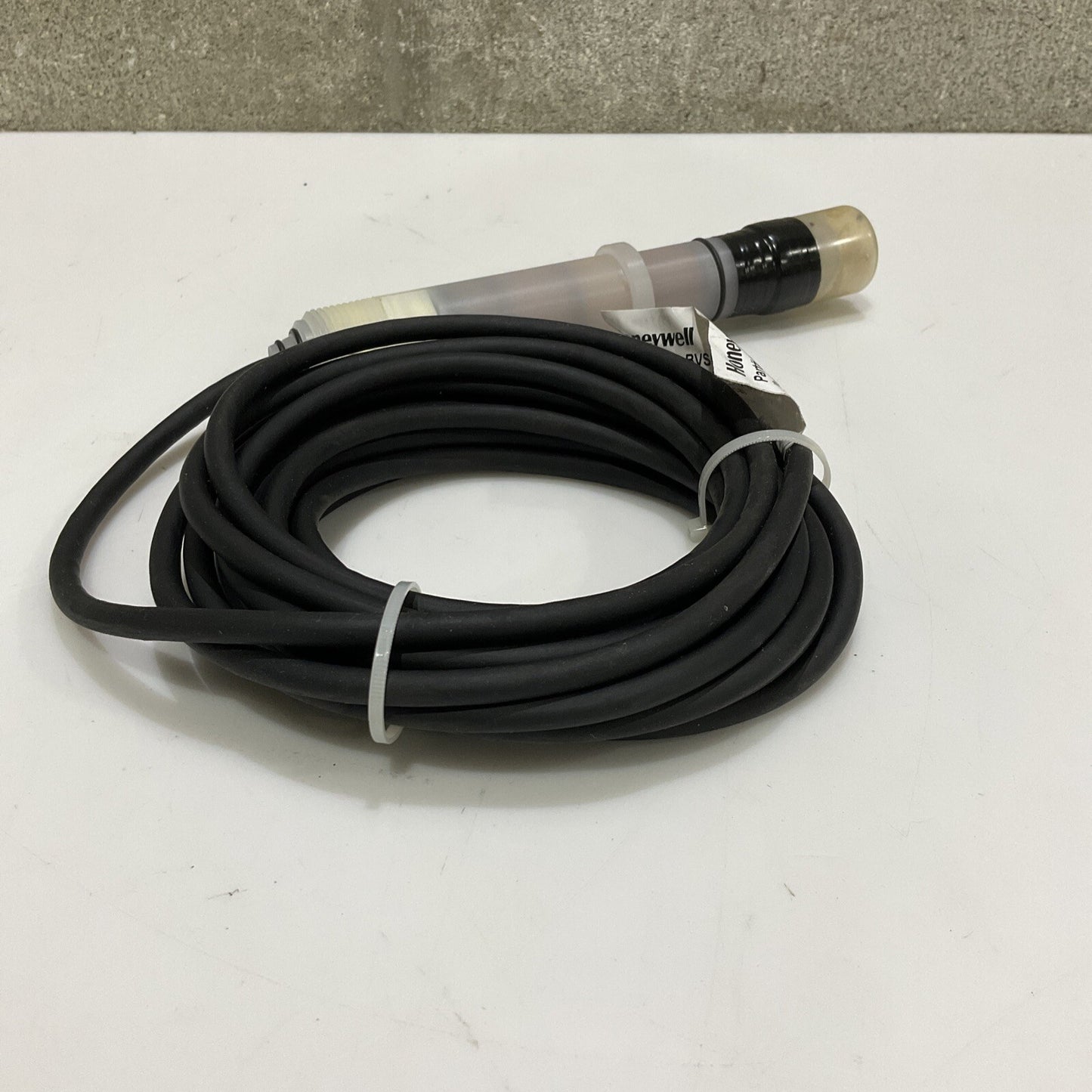 HONEYWELL HB551-BVSR-SKSN-15ST-000 SENSOR 555