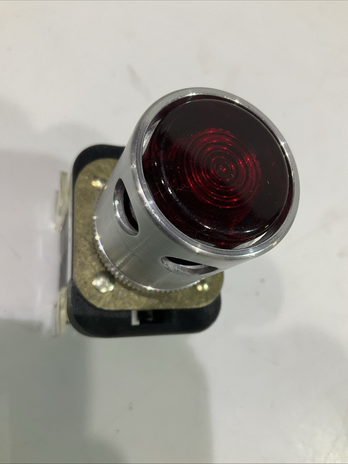 A.B  ALLEN-BRADLEY  800T-QAH24R  PUSH  BUTTON - 24 VOLT  VILLUM-HYD TRIP  T2M