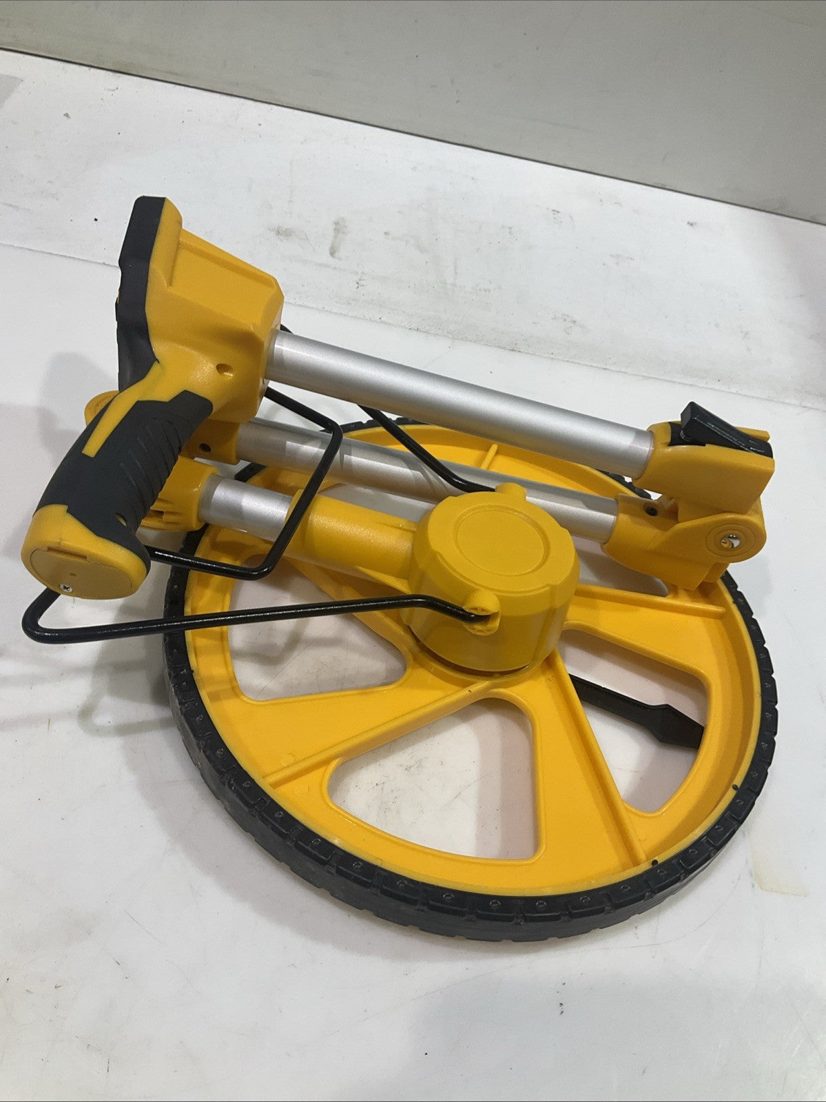 ZOZEN  MEASURING WHEEL  MAX  10000FT/M DOUBLE FOLDED MEASURING  WHEEL  T2M