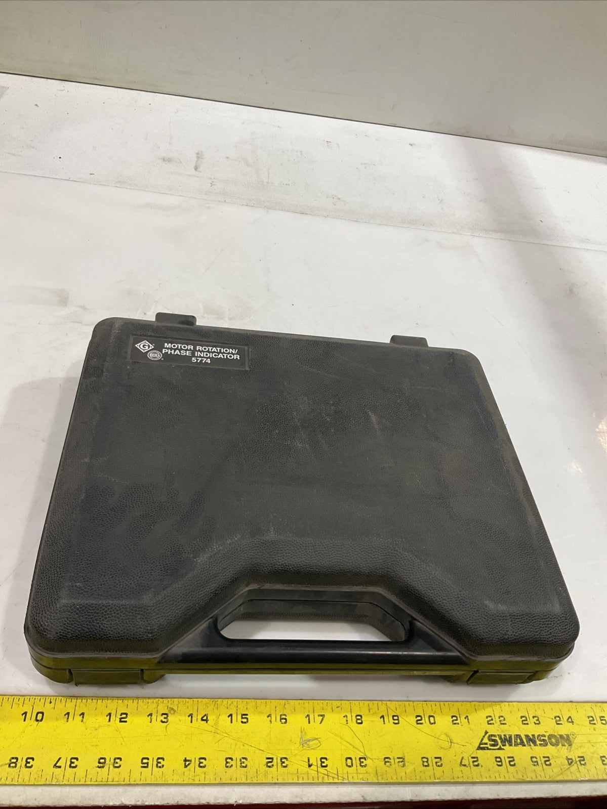 GREENLEE   DR701  PHASE  ROTATION  TESTER  AND SEQUENCE  INDICATOR  T2M