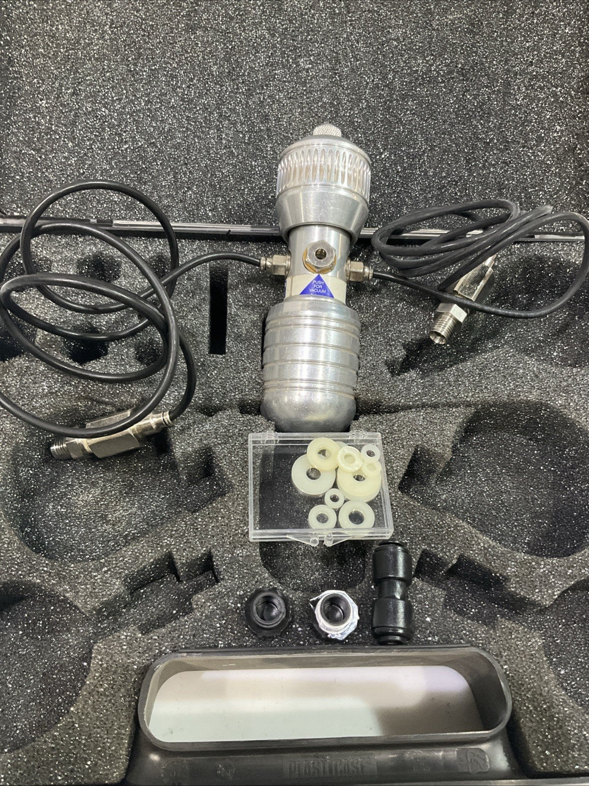 TRANSCAT  23620P  LOW PRESSURE HAND AND VACUUM TEST  PUMP  T2M