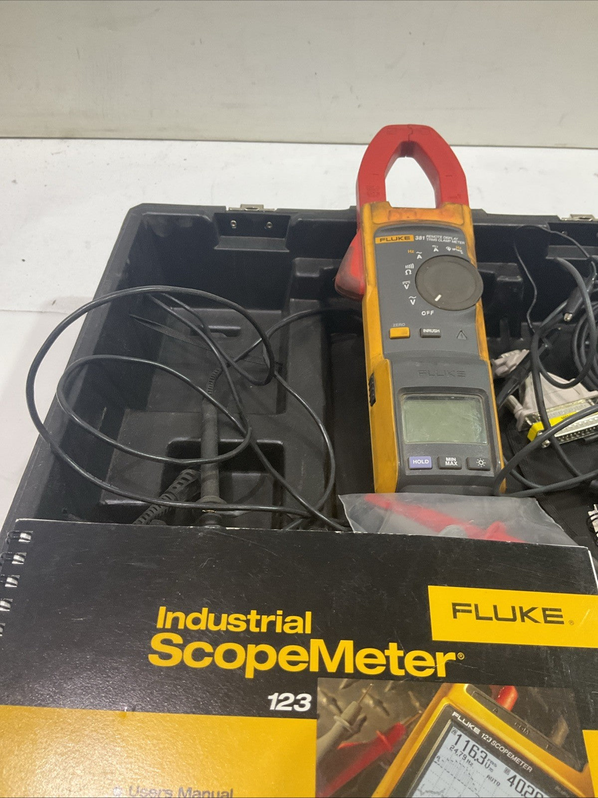 FLUKE  381  REMOTE  DISPLAY  TERMS CLAMP  METER  KIT  T2M