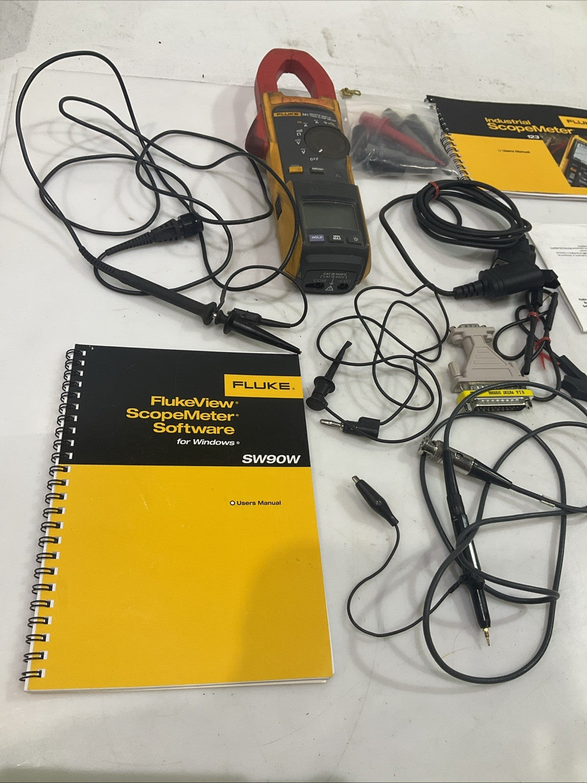 FLUKE  381  REMOTE  DISPLAY  TERMS CLAMP  METER  KIT  T2M