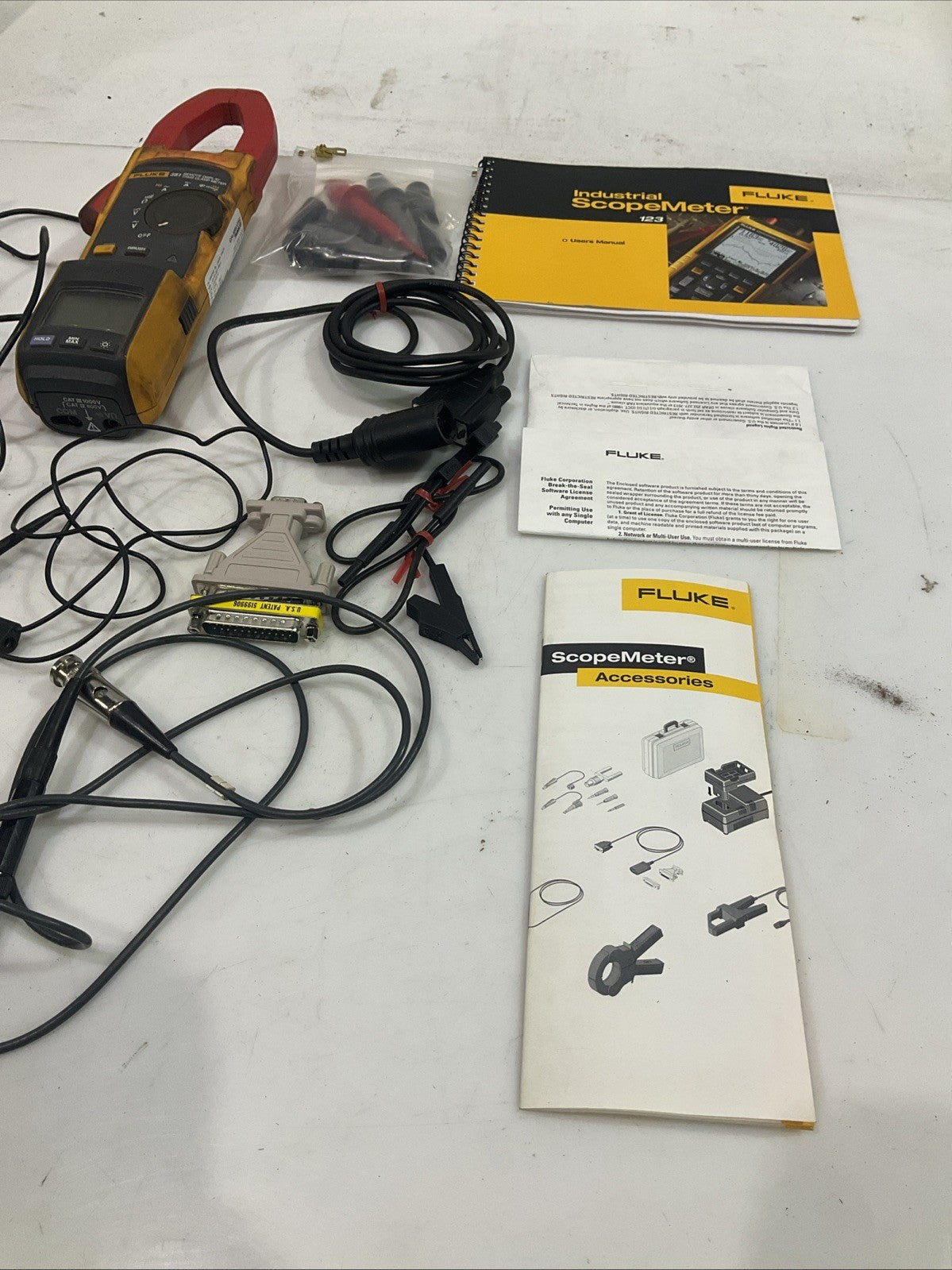 FLUKE  381  REMOTE  DISPLAY  TERMS CLAMP  METER  KIT  T2M