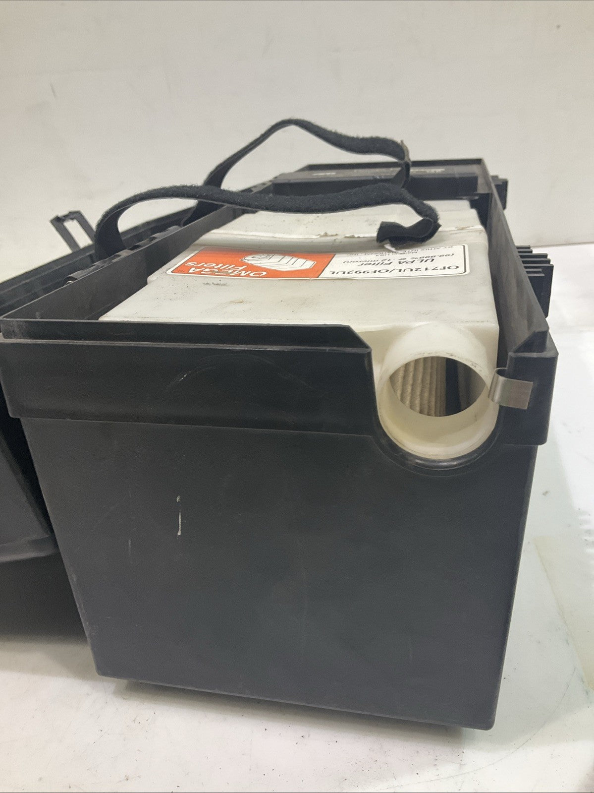 ATRIX OMEGA VAC OF712UL/OF992UL ULPA VACUUM FILTER SERIAL 5870 120V 50/60HZ T2M