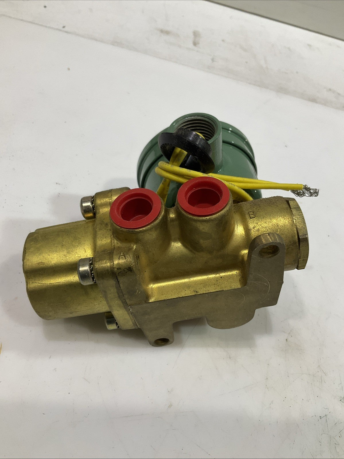 ASCO-RED HAT    EFHCX8344G115380  SOLENOID VALVE   T2M