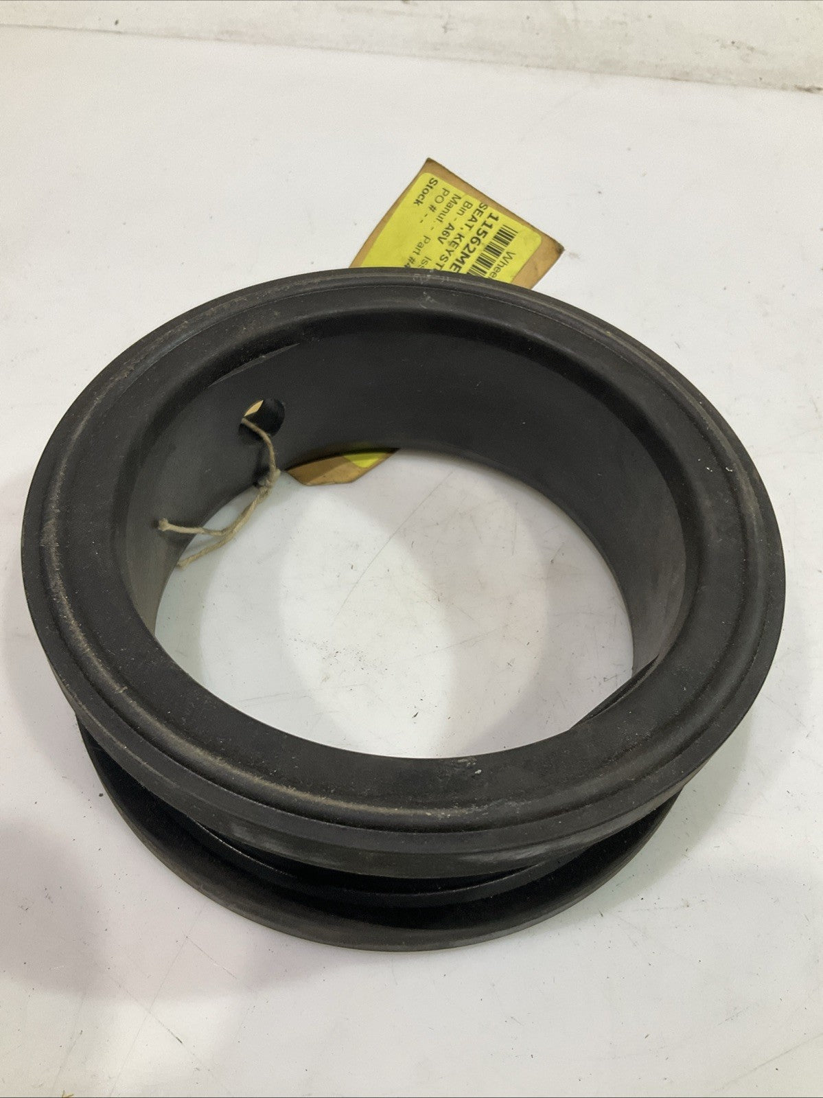 KEYSTONE   206-050-999-003  BUTTERFLY  VALVE  SEAT  EPDM  LOT OF 2  T2M