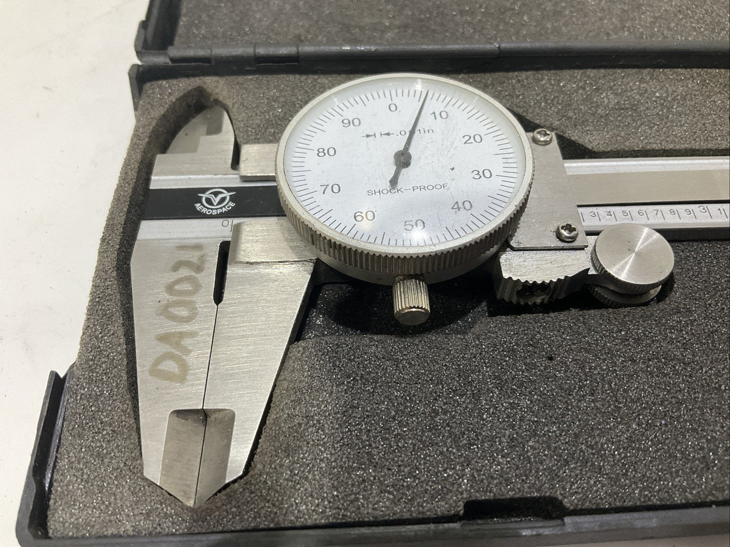 AEROSPACE SHOCKPROOF SLIDE DIAL CALIPER 6 -.001 MACHINIST PRECISION TOOL T2M